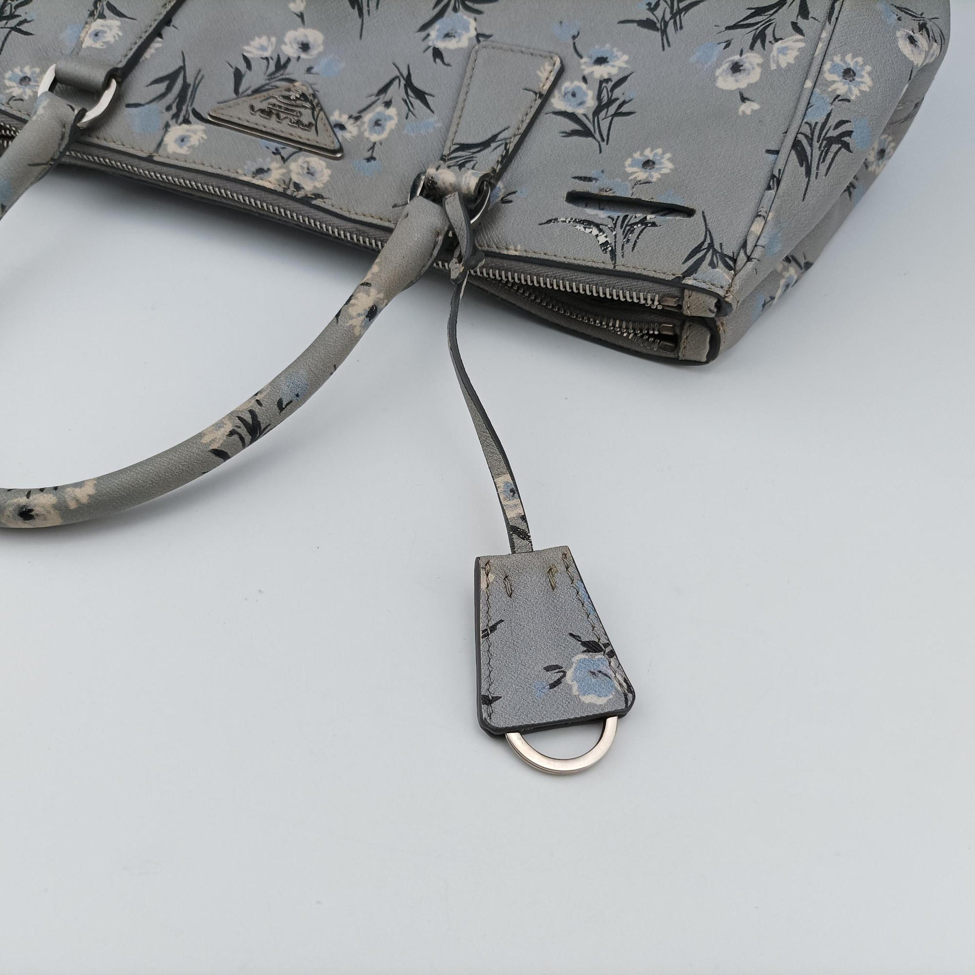 Pre-owned Prada Galleria　Pale Blue Floral Print Multicolour Saffiano　Leather BL837P shoulderbag | stylenewstar