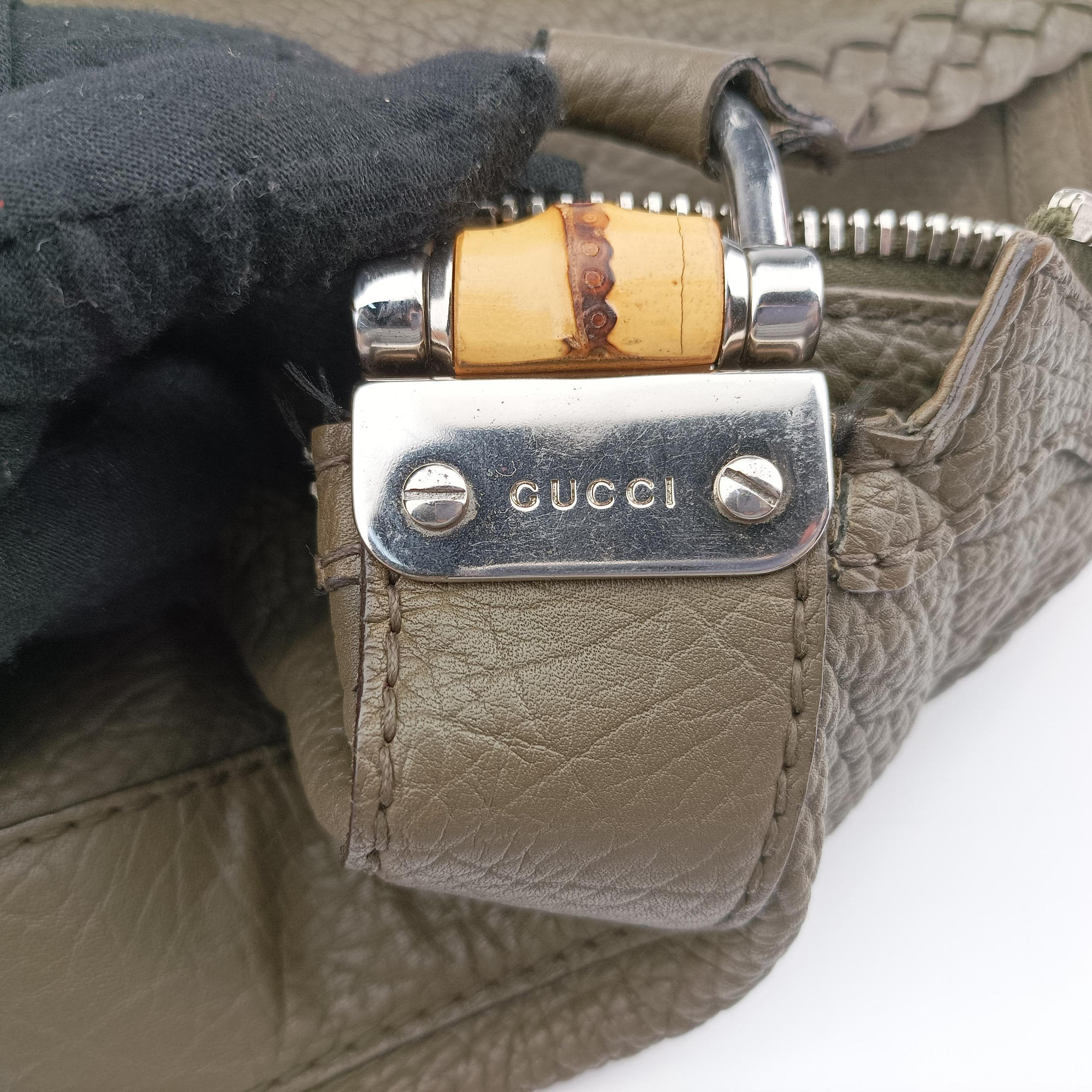 Pre-owned Gucci Bamboo Bar Hobo Green Leather 257090 shoulderbag | stylenewstar