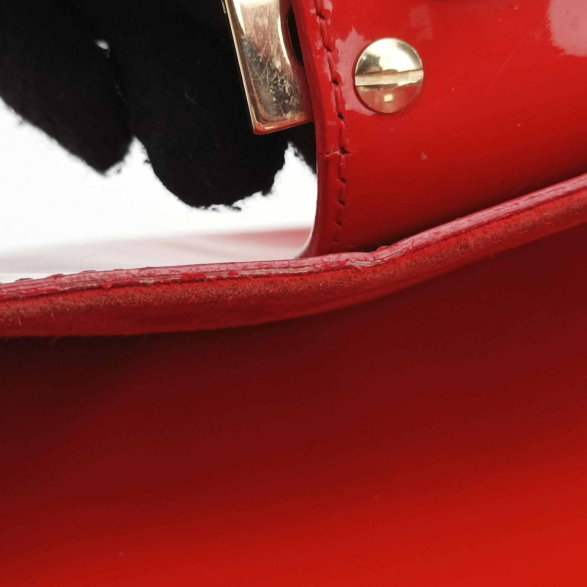 Pre-owned Fendi Mama Baguette Red Patent 8BR001 shoulderbag | stylenewstar