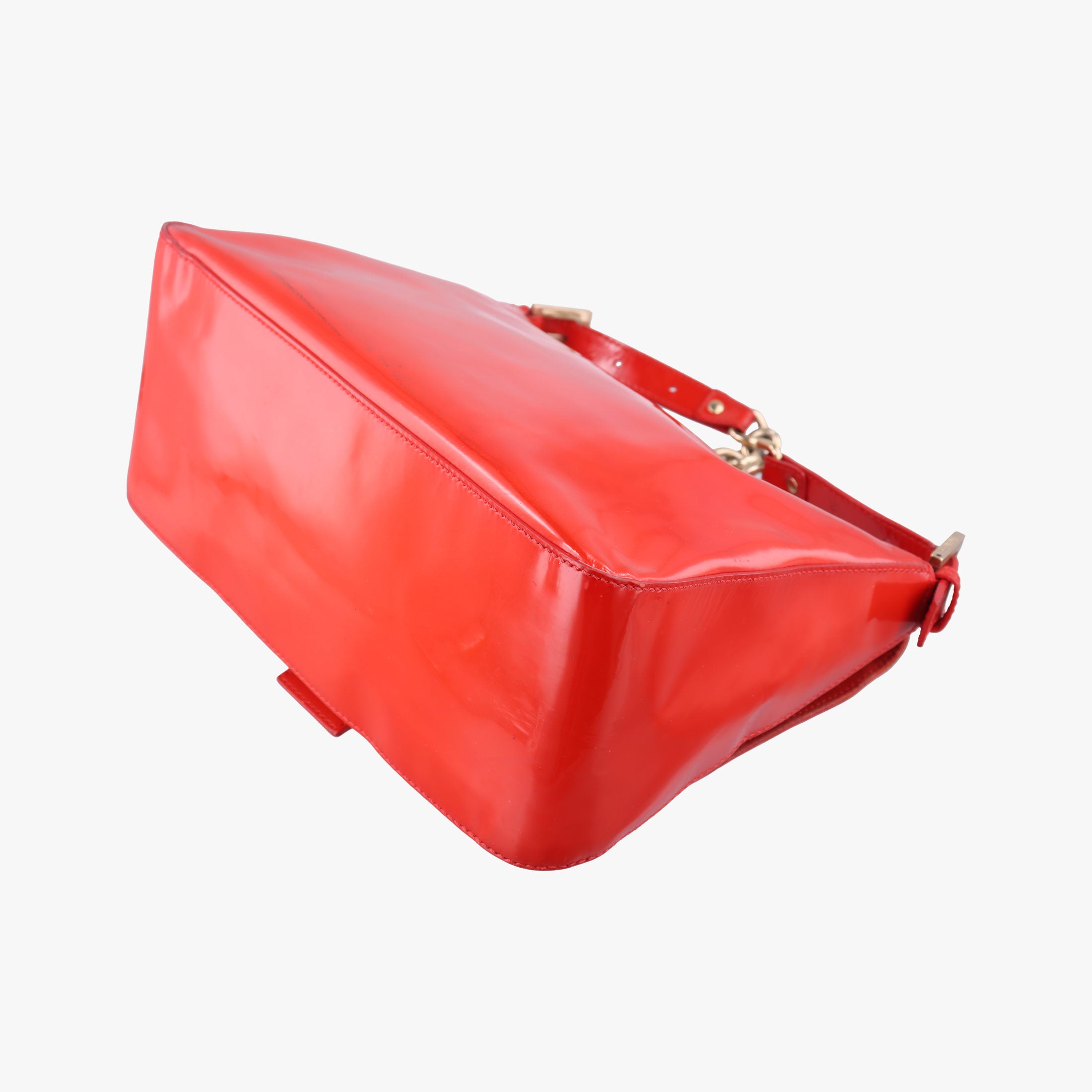 Pre-owned Fendi Mama Baguette Red Patent 8BR001 shoulderbag | stylenewstar