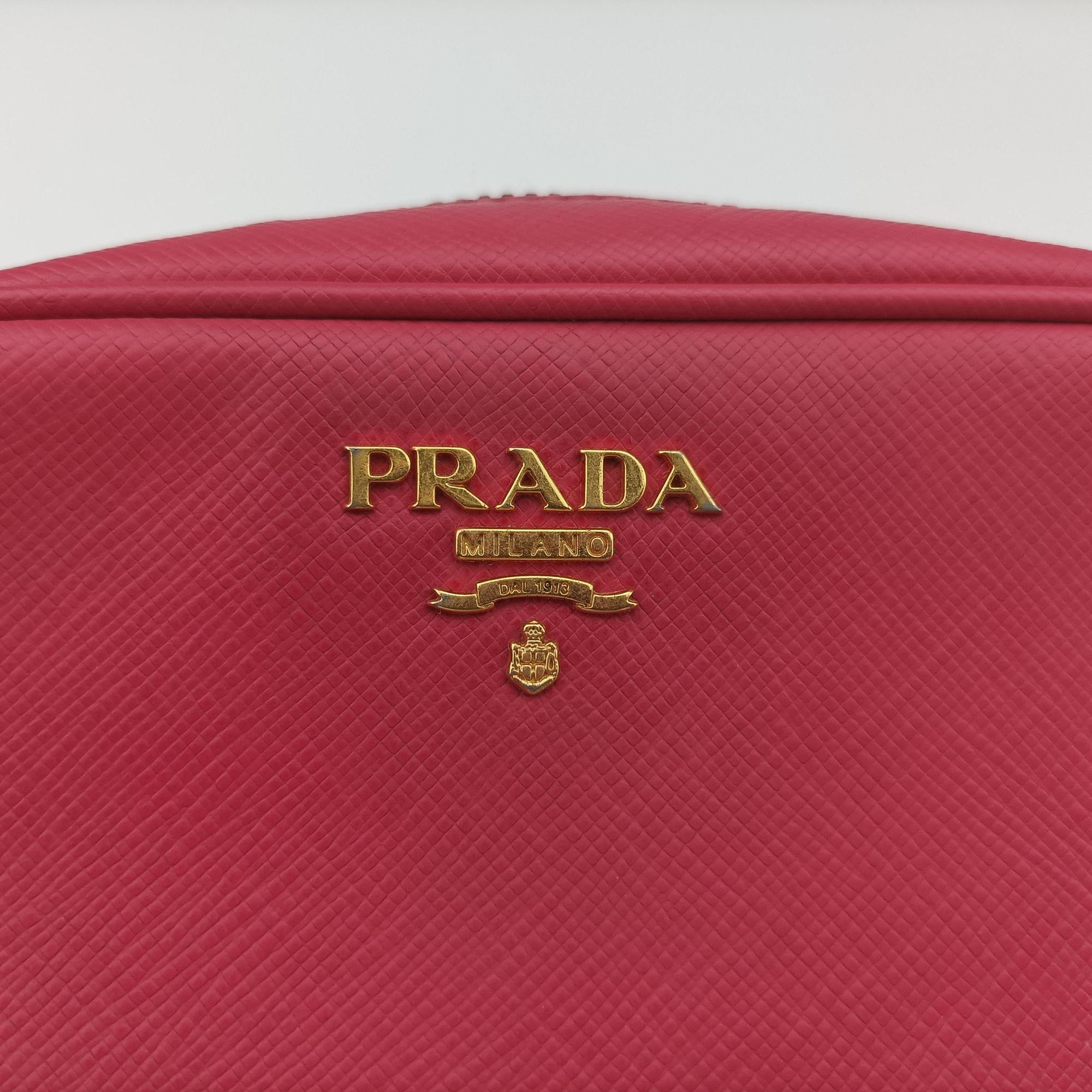 Vintage Prada VITELLO PHENIX Messenger Camera Rose SAFFIANO Leather 1N1674 shoulderbag | stylenewstar