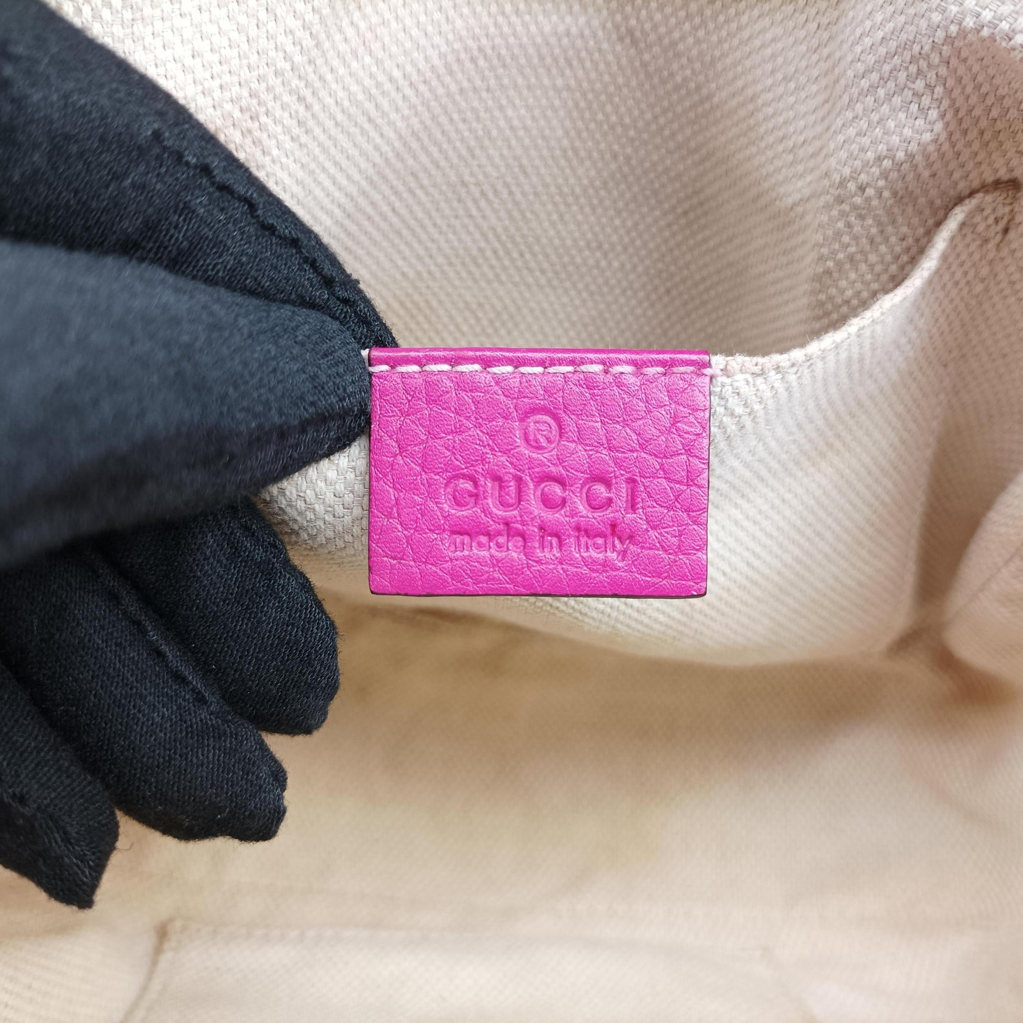Vintage Gucci Soho Rose Leather 308364 shoulderbag | stylenewstar