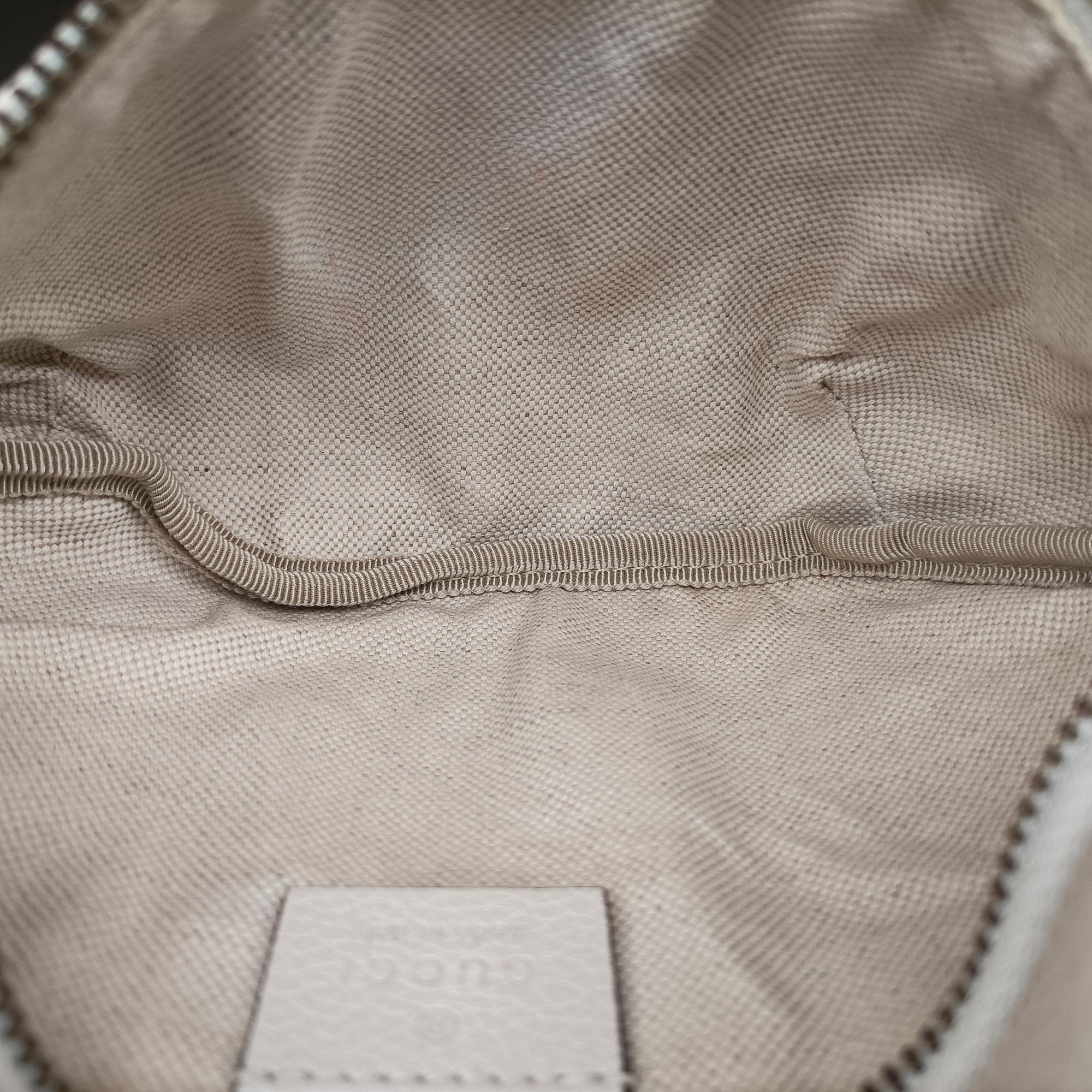 Secondhand Gucci Gucci print White Leather 527792 bum bag/waist bag | stylenewstar