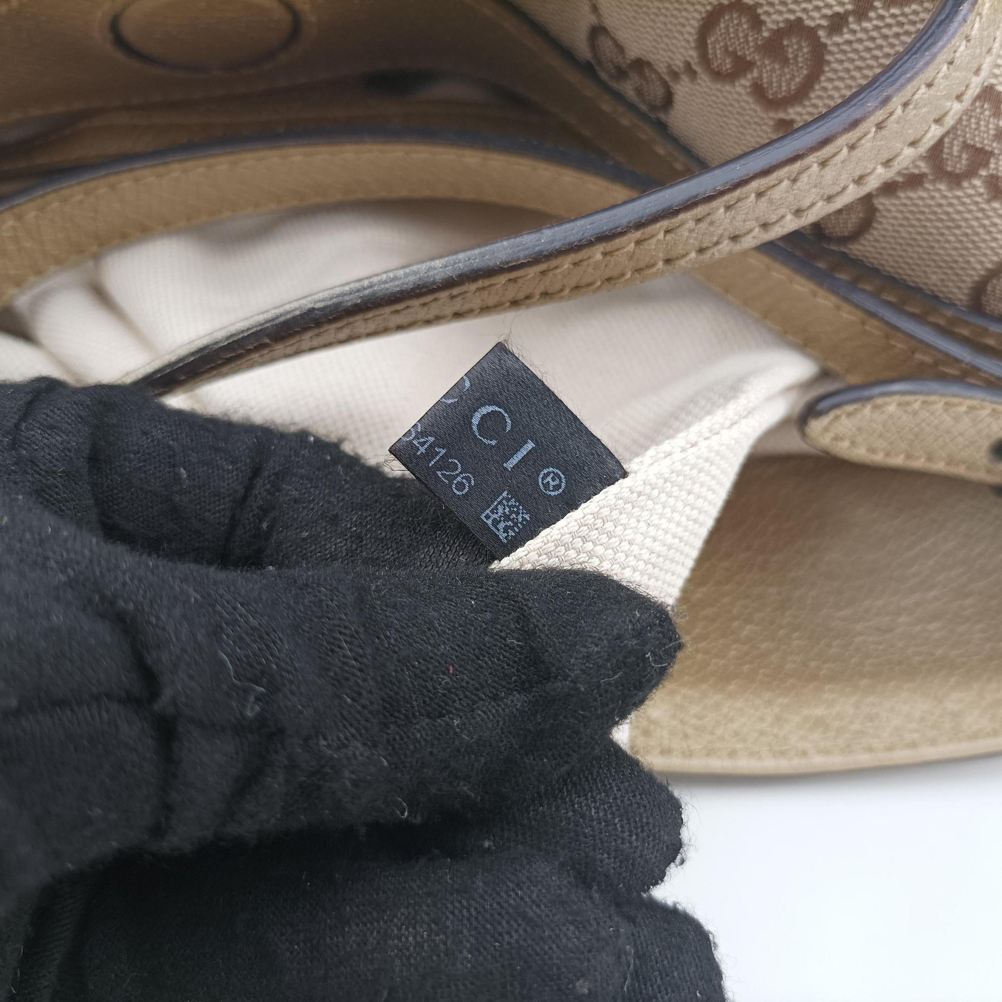 Vintage Gucci Guccissima Bree Beige×Golden canvas×Leather 353120 shoulderbag | stylenewstar