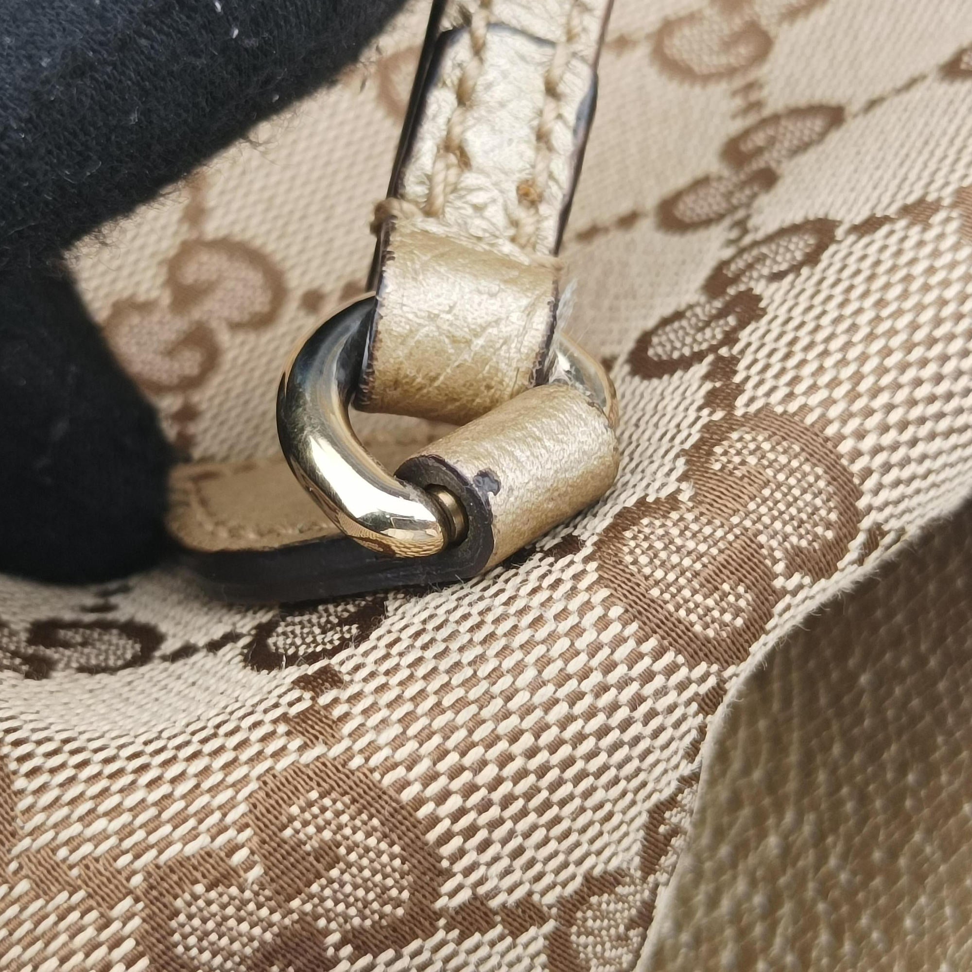 Vintage Gucci Guccissima Bree Beige×Golden canvas×Leather 353120 shoulderbag | stylenewstar