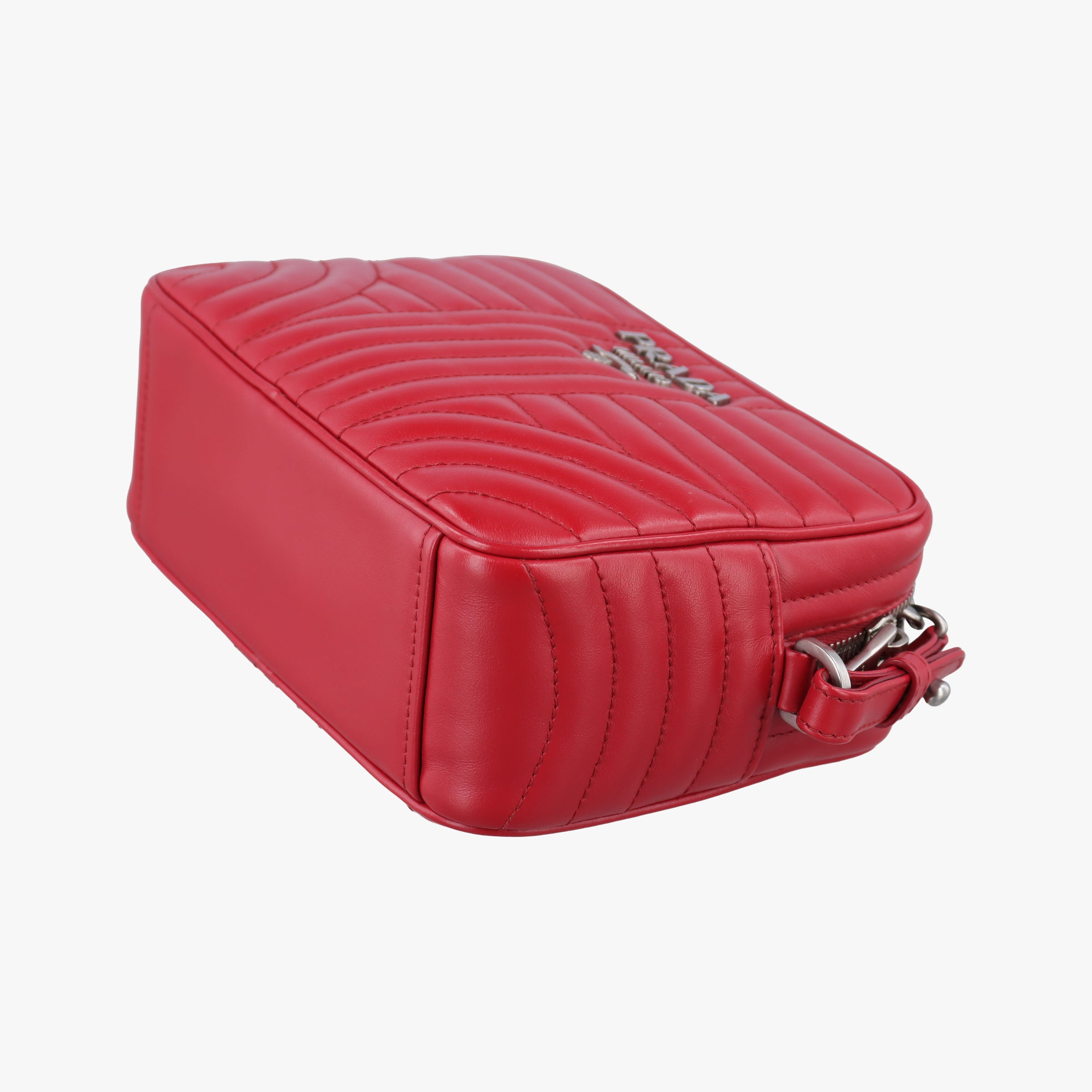 Vintage Prada Diagramme Red Leather 1BH083 shoulderbag | stylenewstar