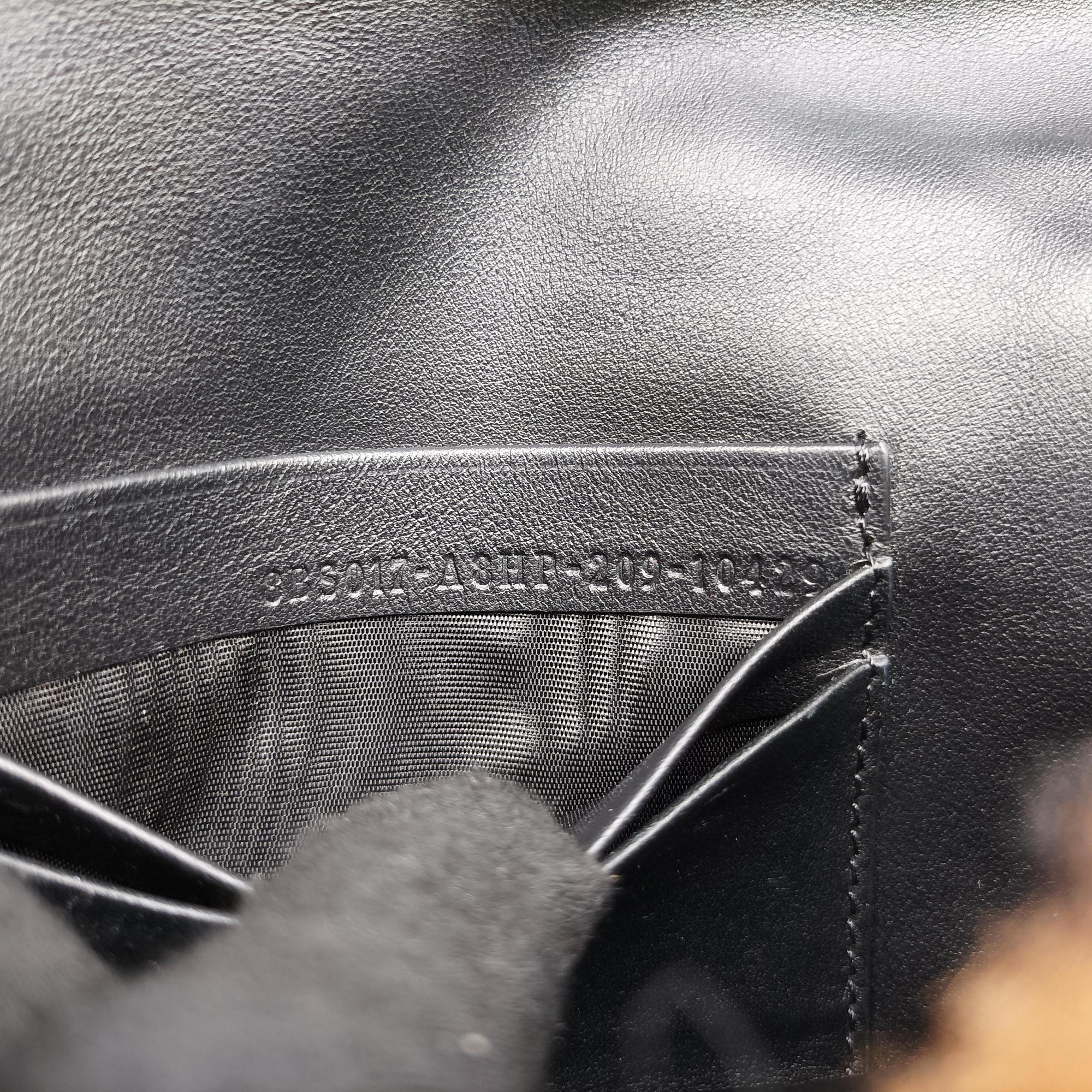 Vintage Fendi BAGUETTE Brown×Black fur 8BS017 shoulderbag | stylenewstar