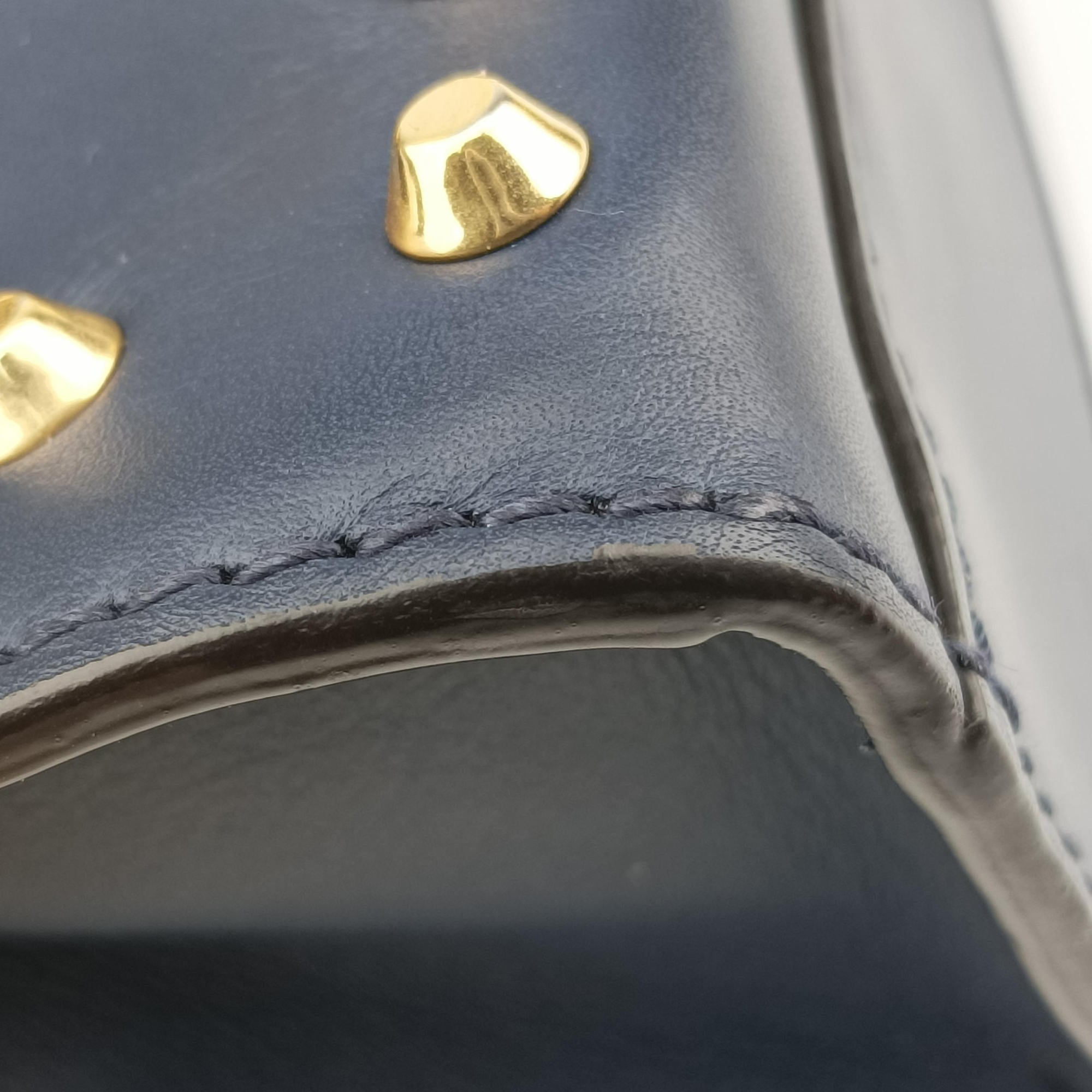 Vintage Gucci Padlock Navy Leather 432182 shoulderbag | stylenewstar