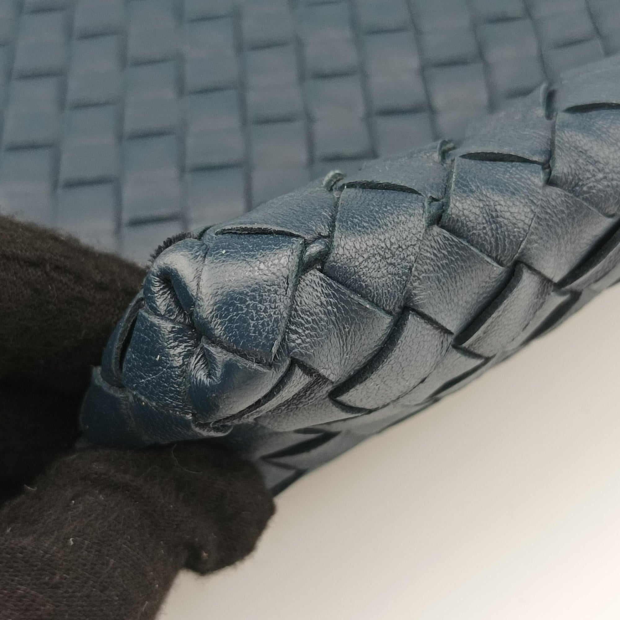Pre-owned Bottega Veneta Intrecciato Navy lambskin  shoulderbag | stylenewstar