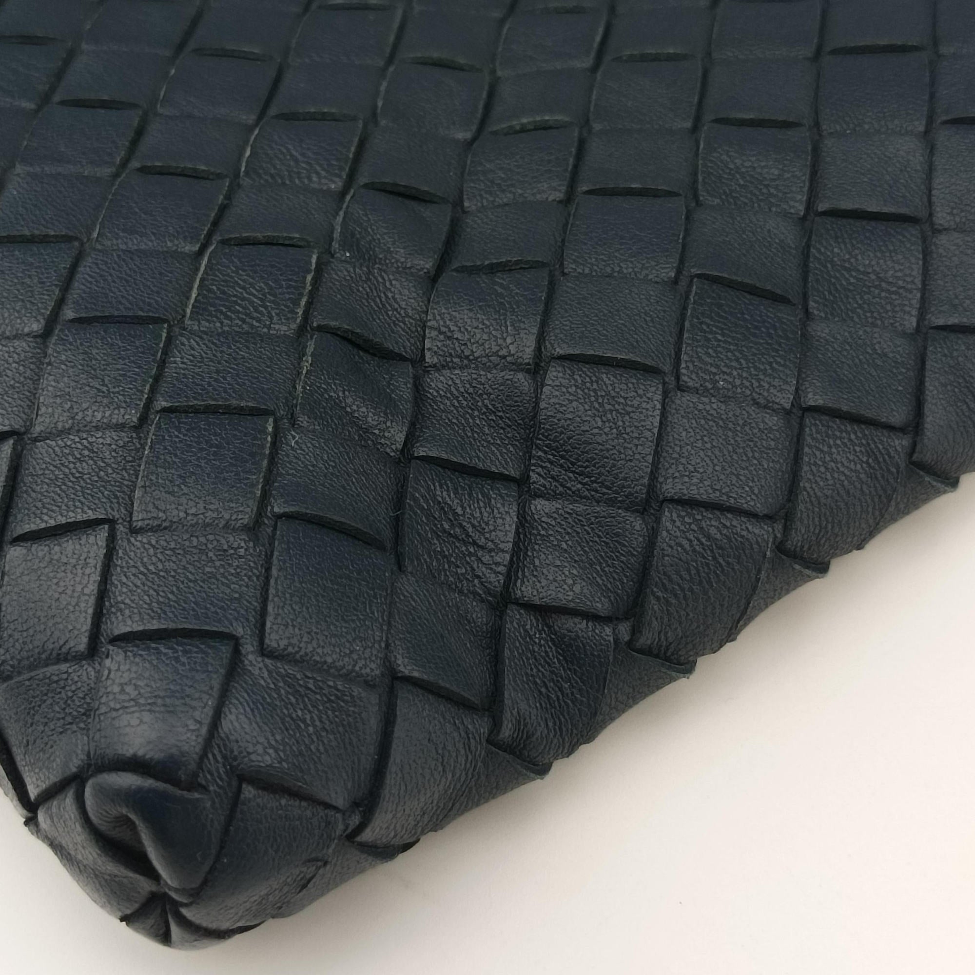 Pre-owned Bottega Veneta Intrecciato Navy lambskin  shoulderbag | stylenewstar