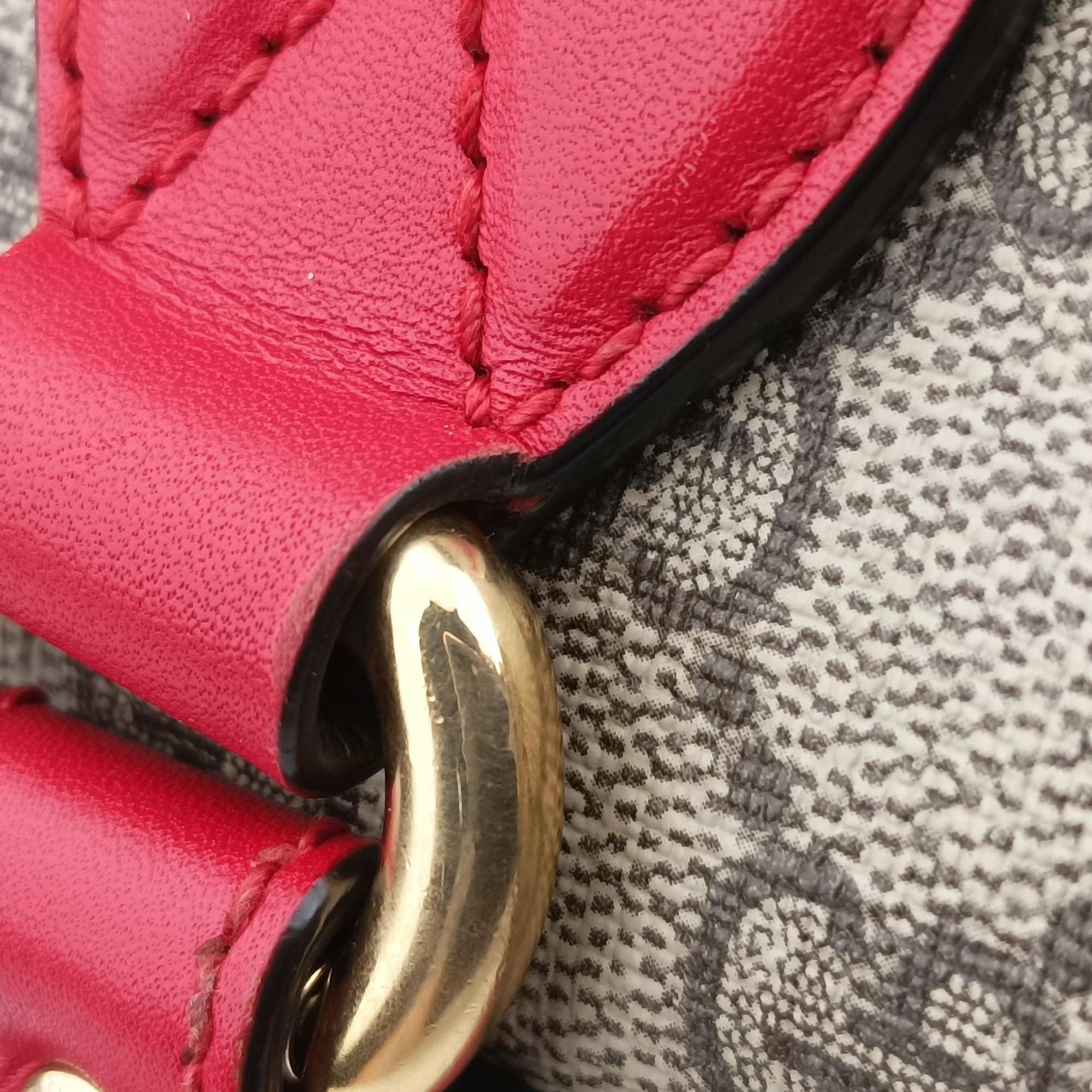 Secondhand Gucci GG SUPREME BOSTON beige×red PVC coated canvas× leather 409527 shoulderbag | stylenewstar