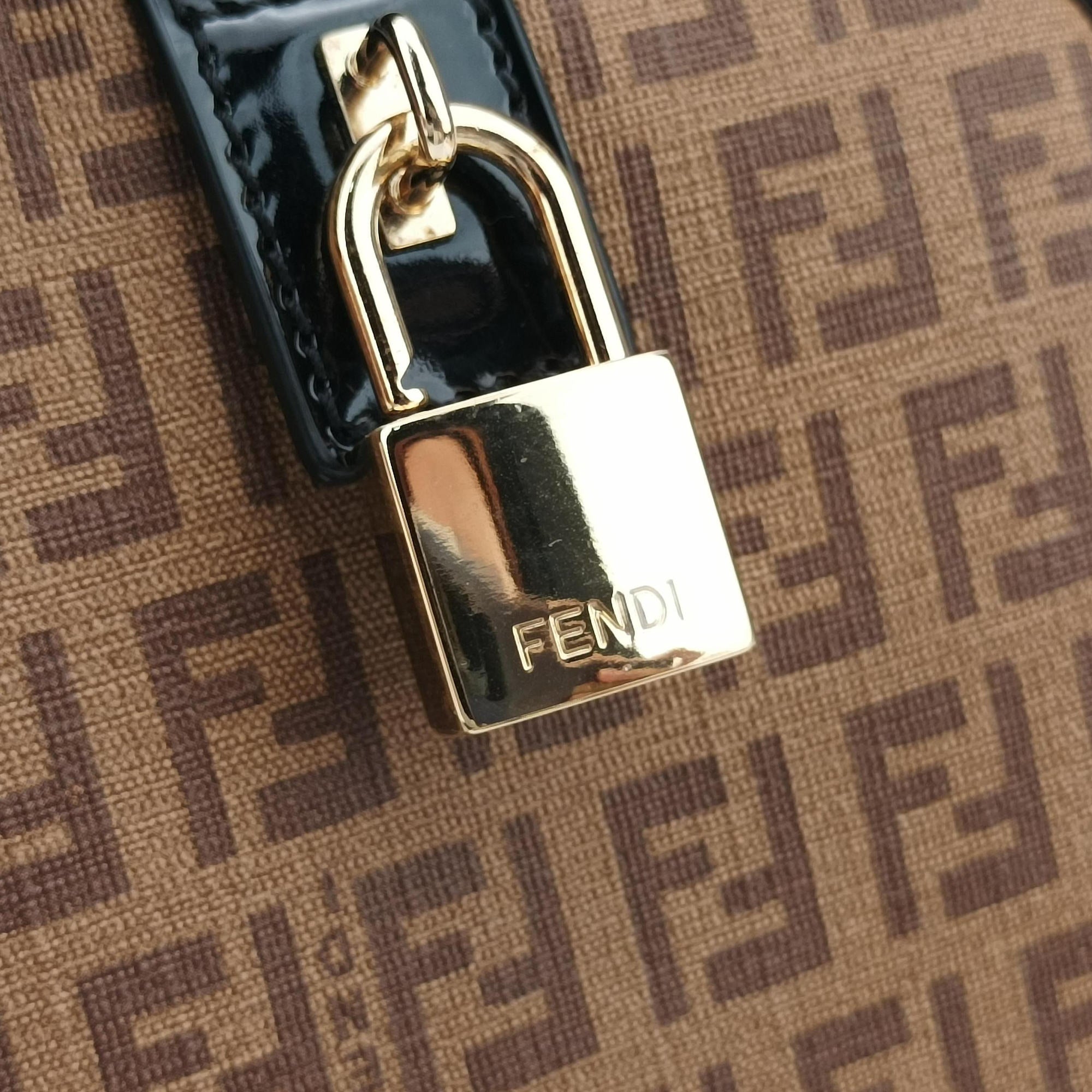 Pre-owned Fendi Zucchino Boston Brown×Black PVC Coated Canvas×Patent 8BL068 handbag | stylenewstar