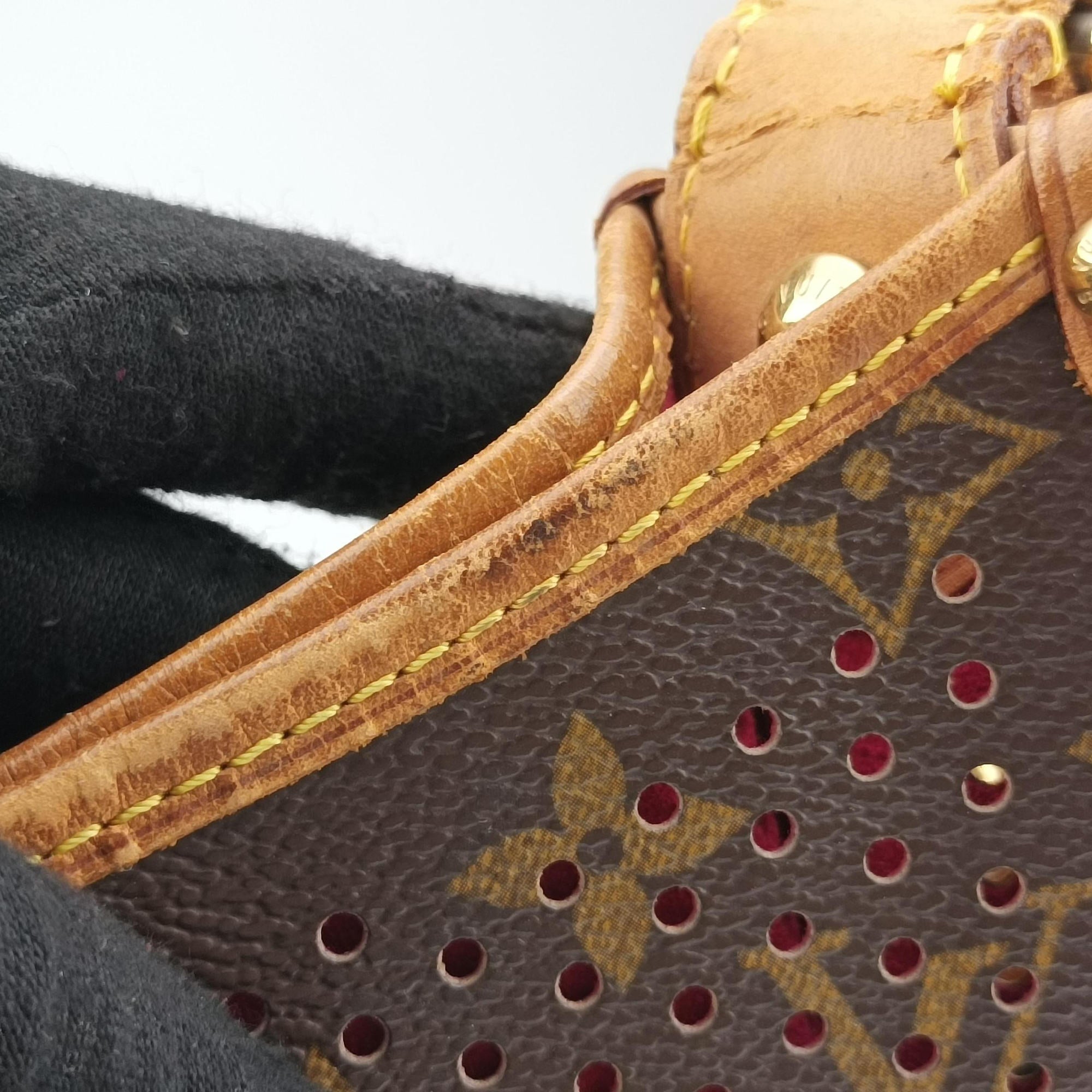 Pre-owned Louis Vuitton Musette brown×FUCHSIA Monogram Perforated M95172 shoulderbag | stylenewstar