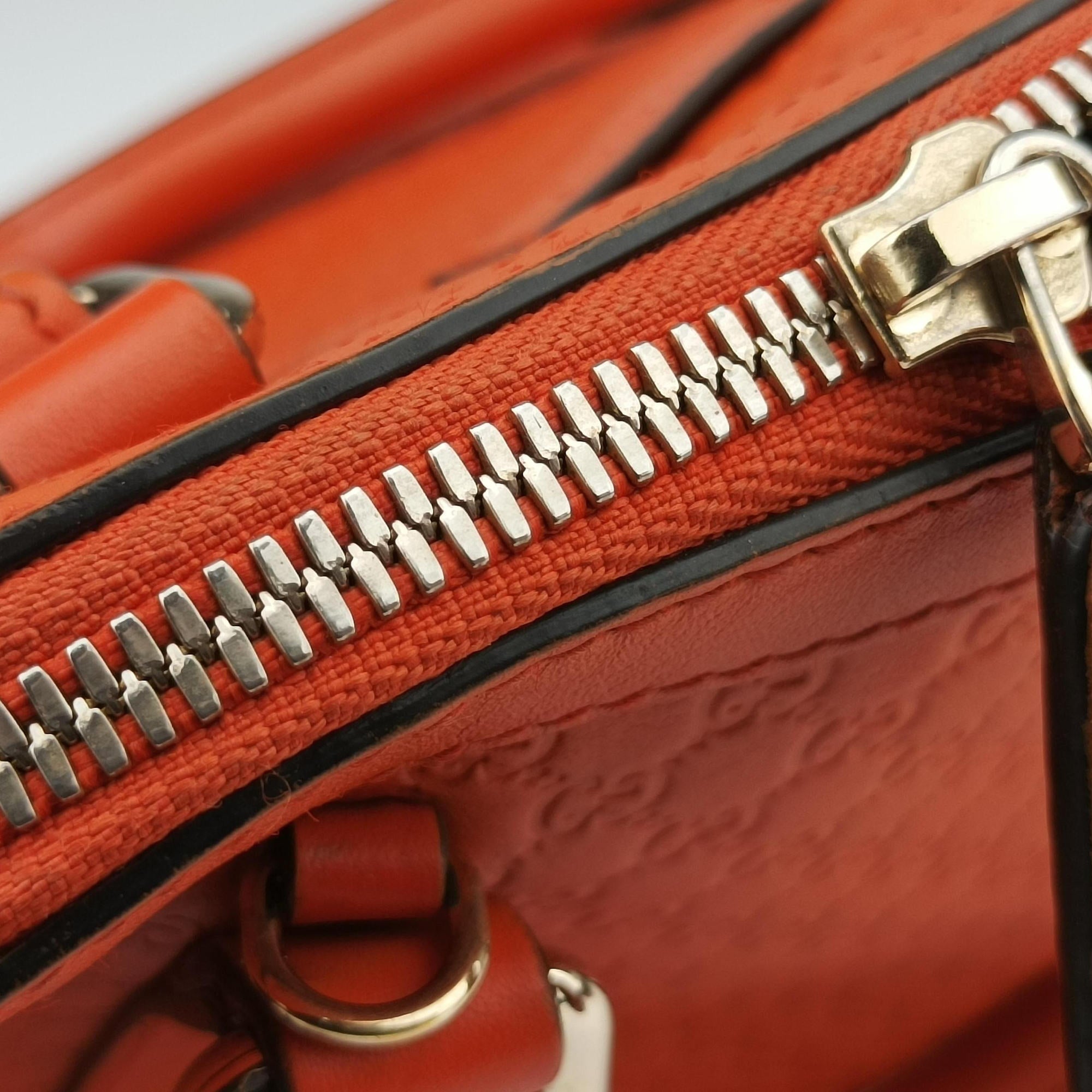 Pre-owned Gucci Microguccissima Orange Leather 449654 shoulderbag | stylenewstar