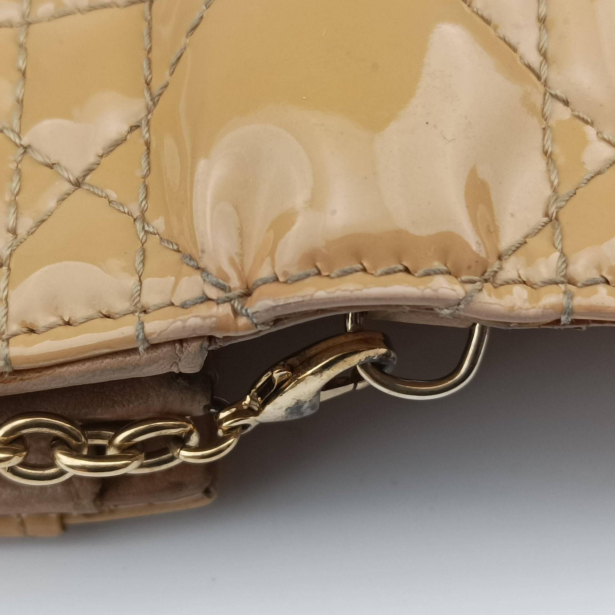 Pre-owned Christian Dior Lady Dior Cannage Beige Patent  shoulderbag | stylenewstar