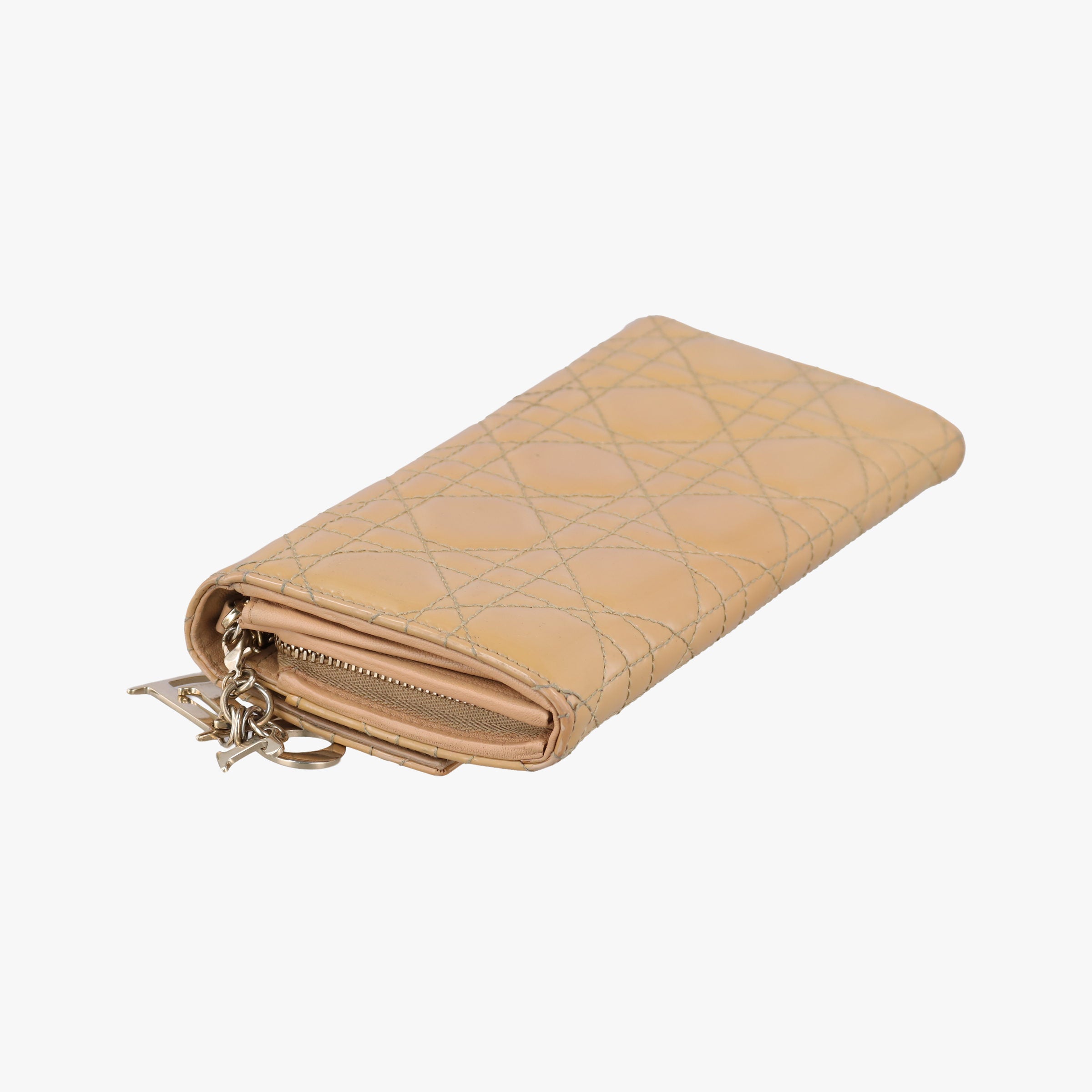 Pre-owned Christian Dior Lady Dior Cannage Beige Patent  shoulderbag | stylenewstar