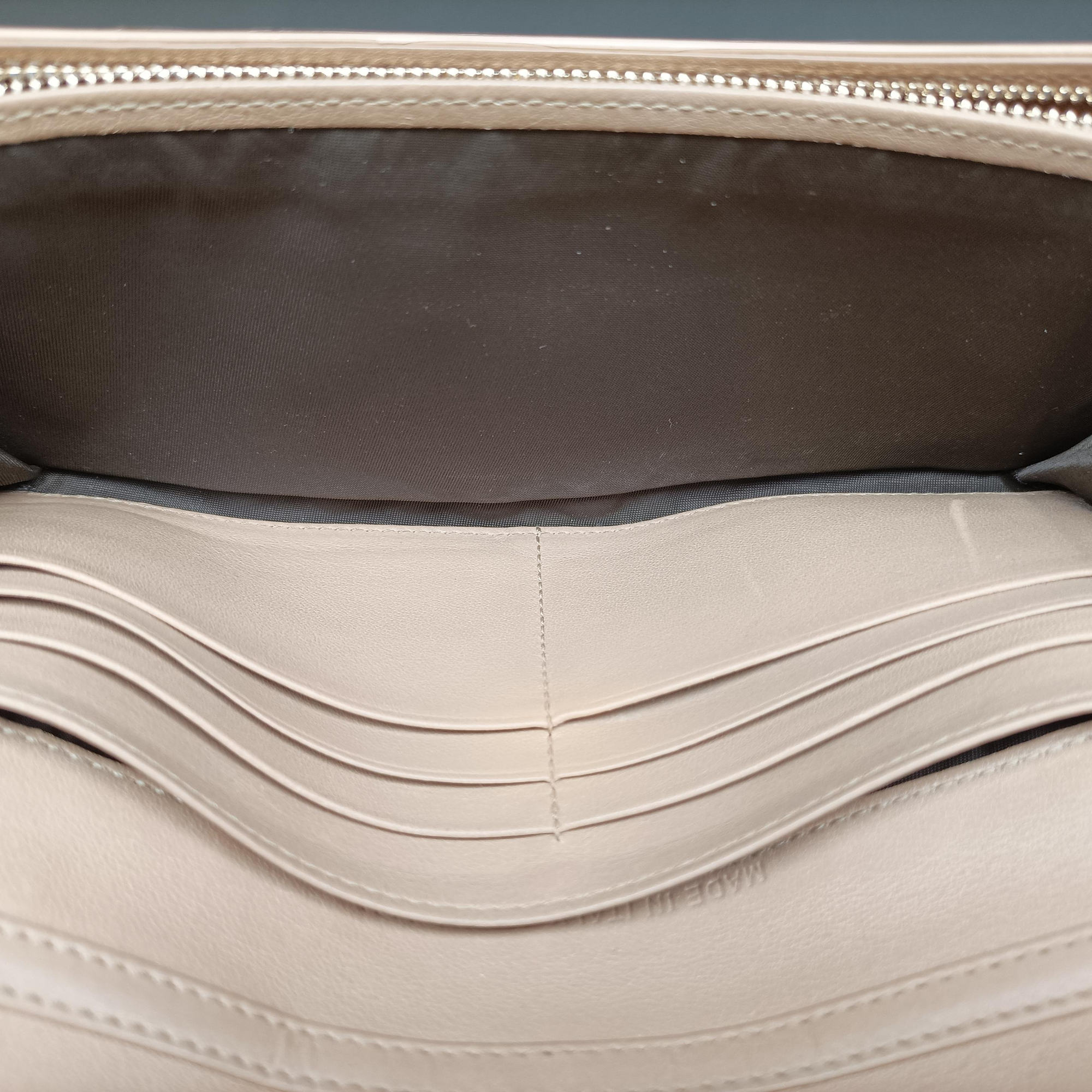 Pre-owned Christian Dior Lady Dior Cannage Beige Patent  shoulderbag | stylenewstar