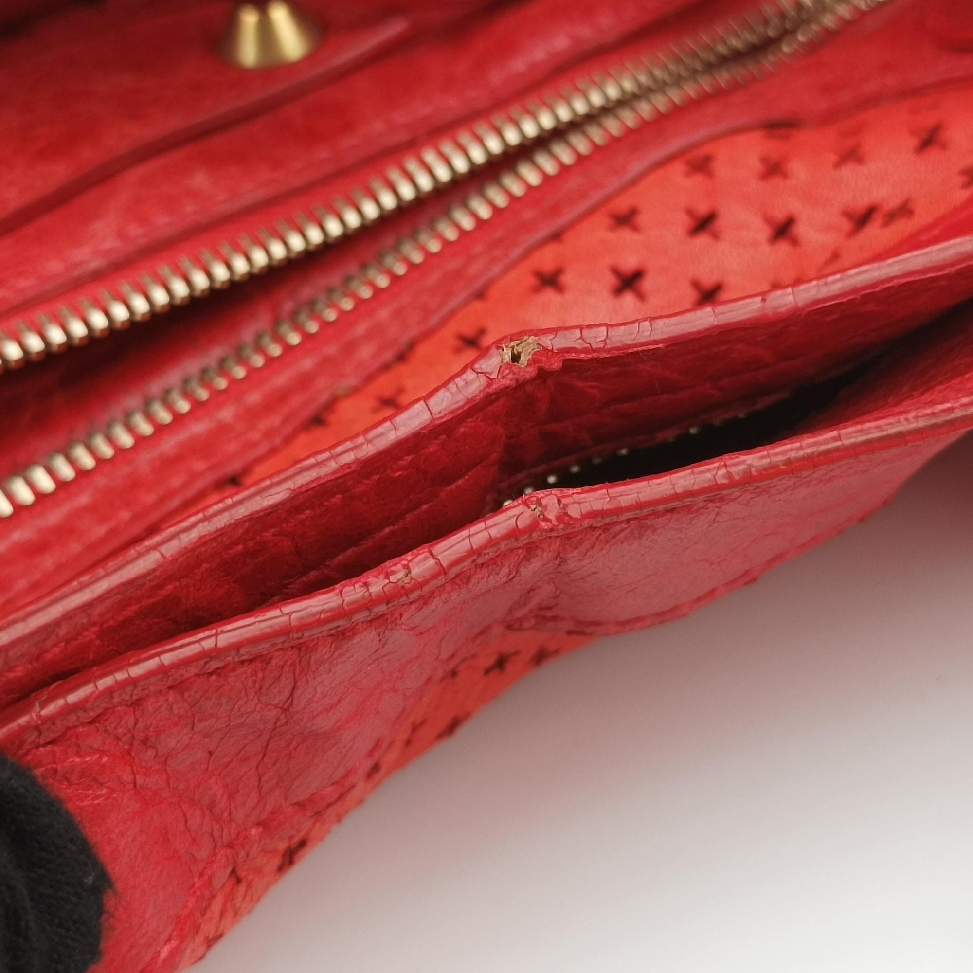 Pre-owned Balenciaga The City Red leather  shoulderbag | stylenewstar