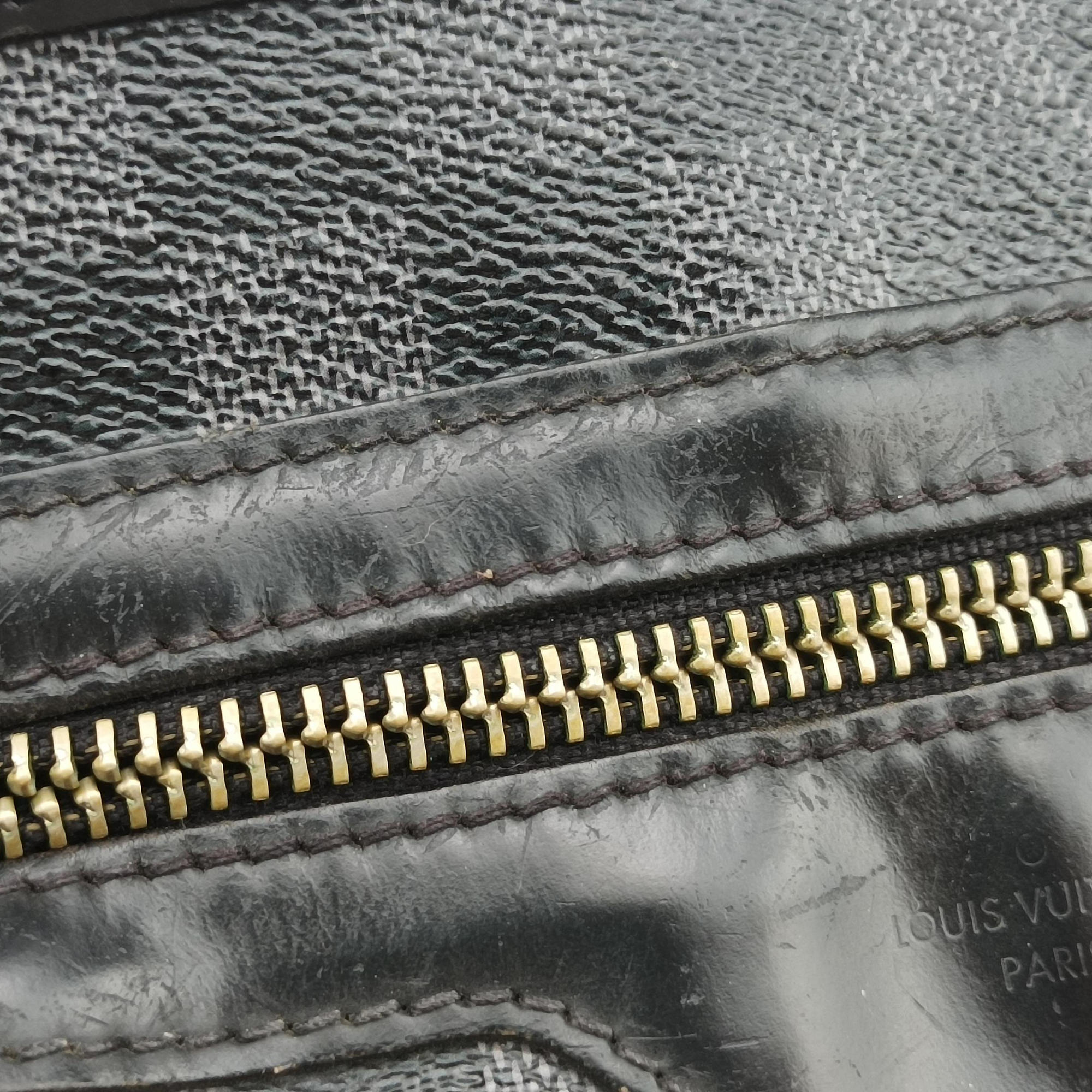 Pre-owned Louis Vuitton Thomas Noir Damier Graphite N58028 shoulderbag | stylenewstar