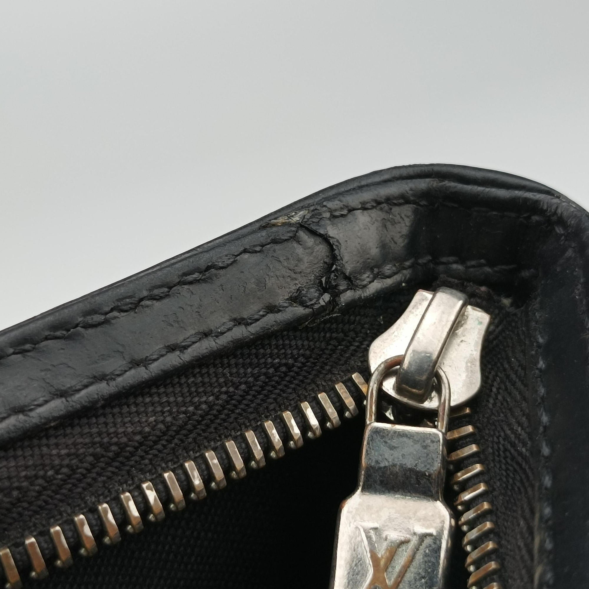 Pre-owned Louis Vuitton Thomas Noir Damier Graphite N58028 shoulderbag | stylenewstar