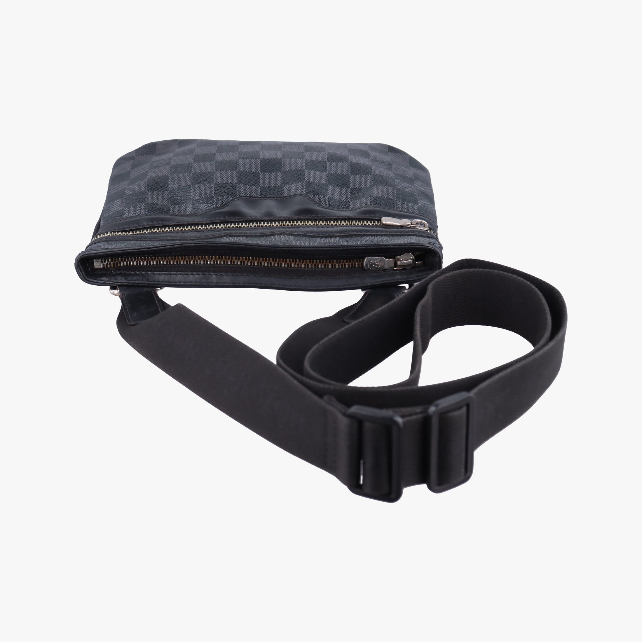 Pre-owned Louis Vuitton Thomas Noir Damier Graphite N58028 shoulderbag | stylenewstar