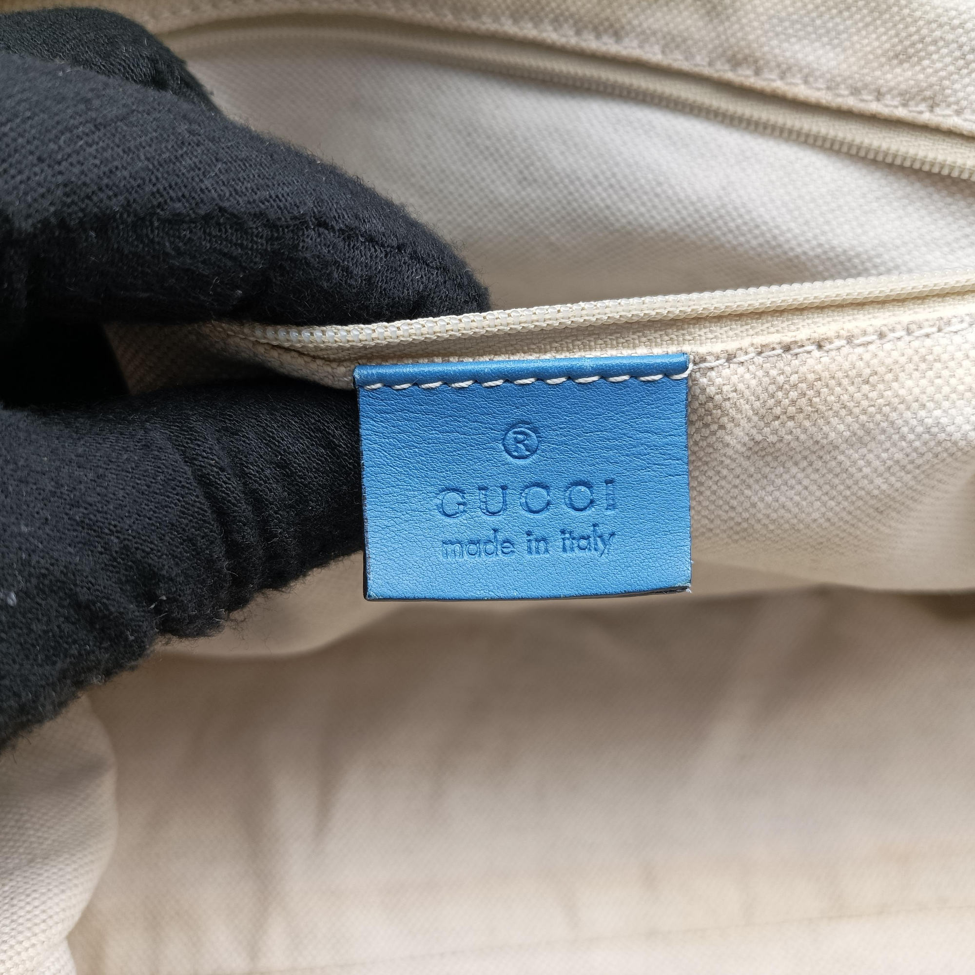 Secondhand Gucci Sukey GUCCISSIMA Blue Leather 223974 shoulderbag | stylenewstar