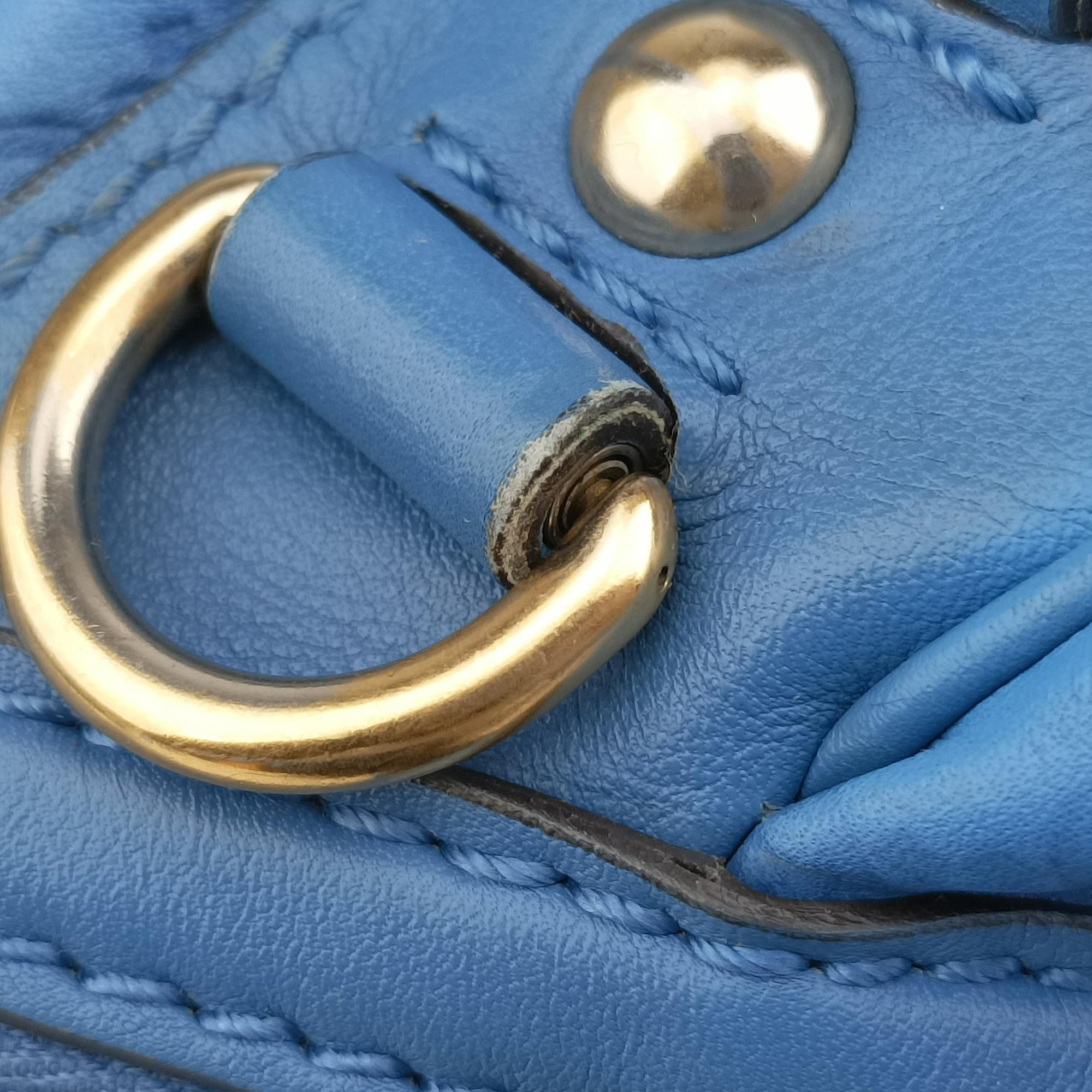 Secondhand Gucci Sukey GUCCISSIMA Blue Leather 223974 shoulderbag | stylenewstar