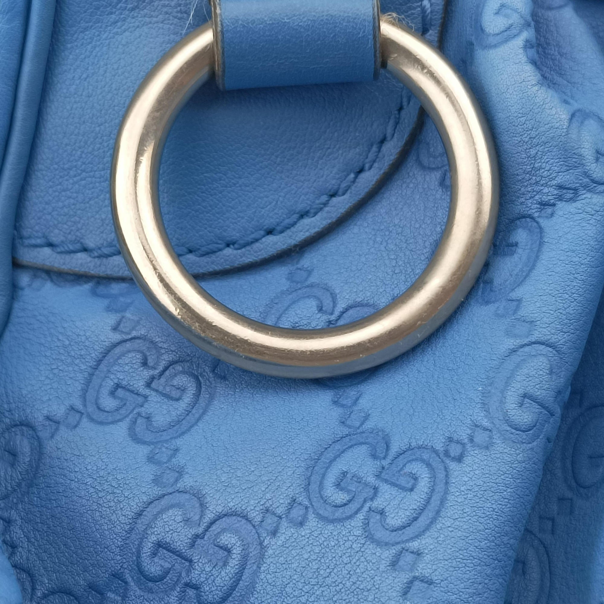 Secondhand Gucci Sukey GUCCISSIMA Blue Leather 223974 shoulderbag | stylenewstar