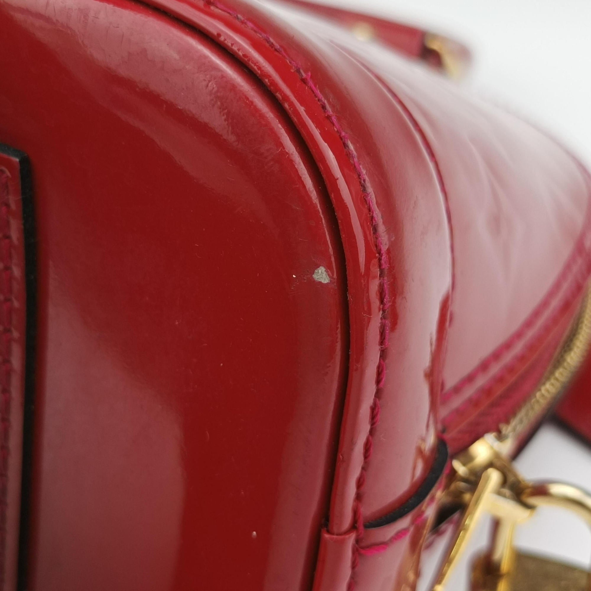 Pre-owned Louis Vuitton Alma BB pomme d'amour Vernis M91606 shoulderbag | stylenewstar