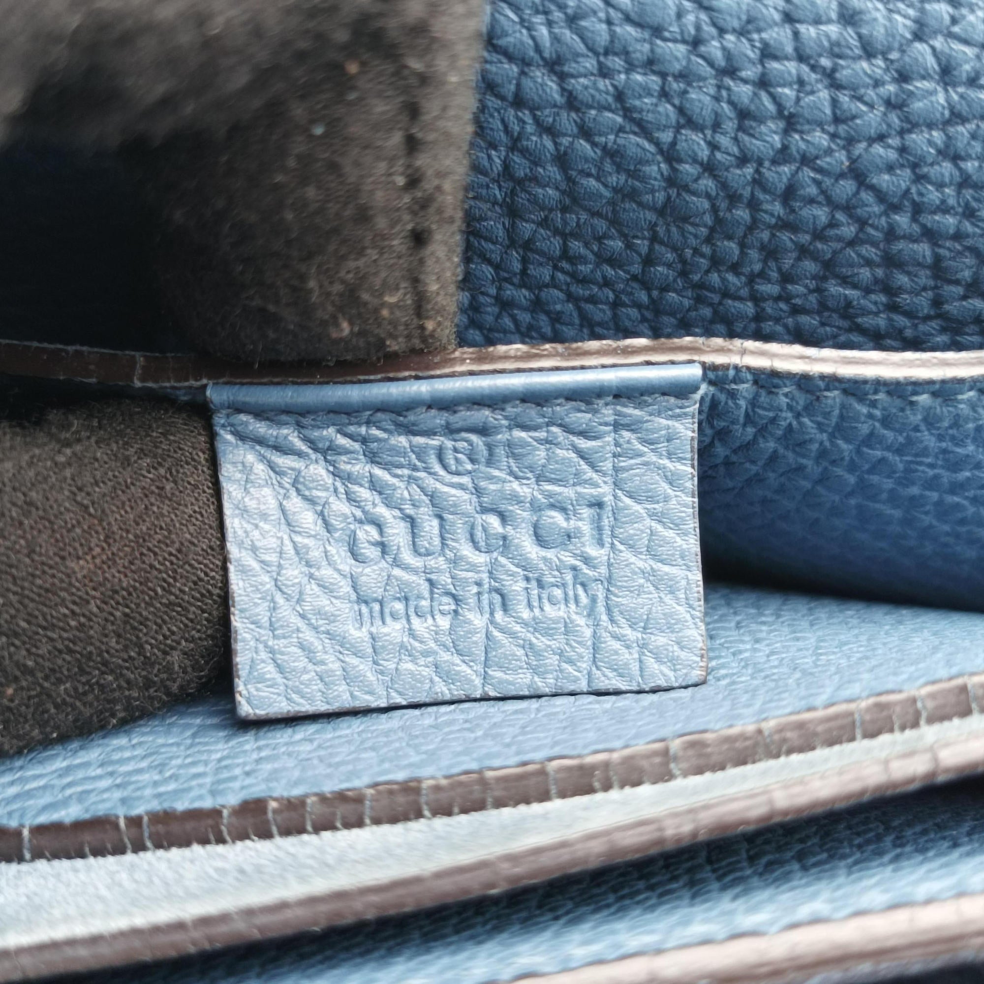 Pre-owned Gucci Bright Bit Blue Leather 353231 shoulderbag | stylenewstar