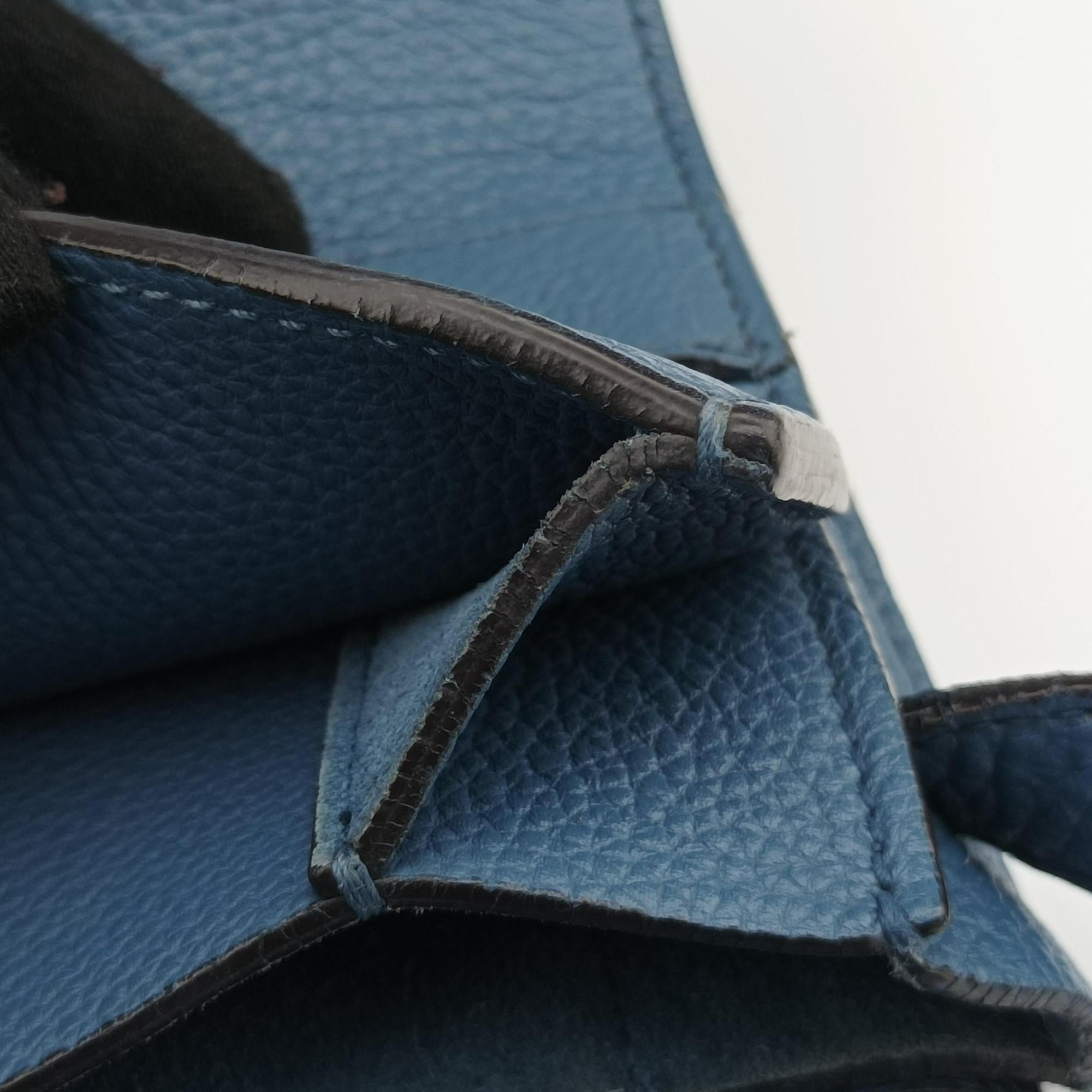 Pre-owned Gucci Bright Bit Blue Leather 353231 shoulderbag | stylenewstar