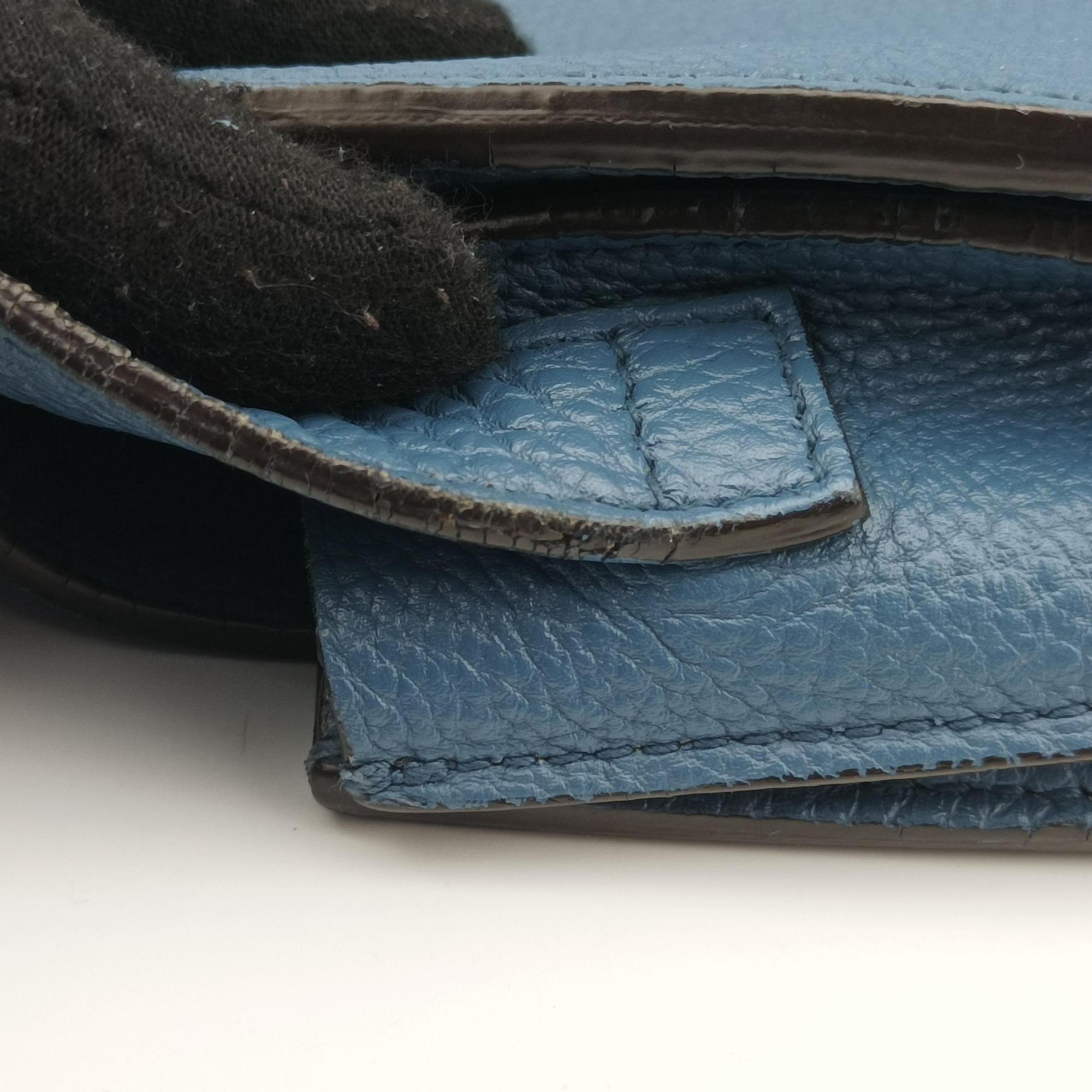 Pre-owned Gucci Bright Bit Blue Leather 353231 shoulderbag | stylenewstar