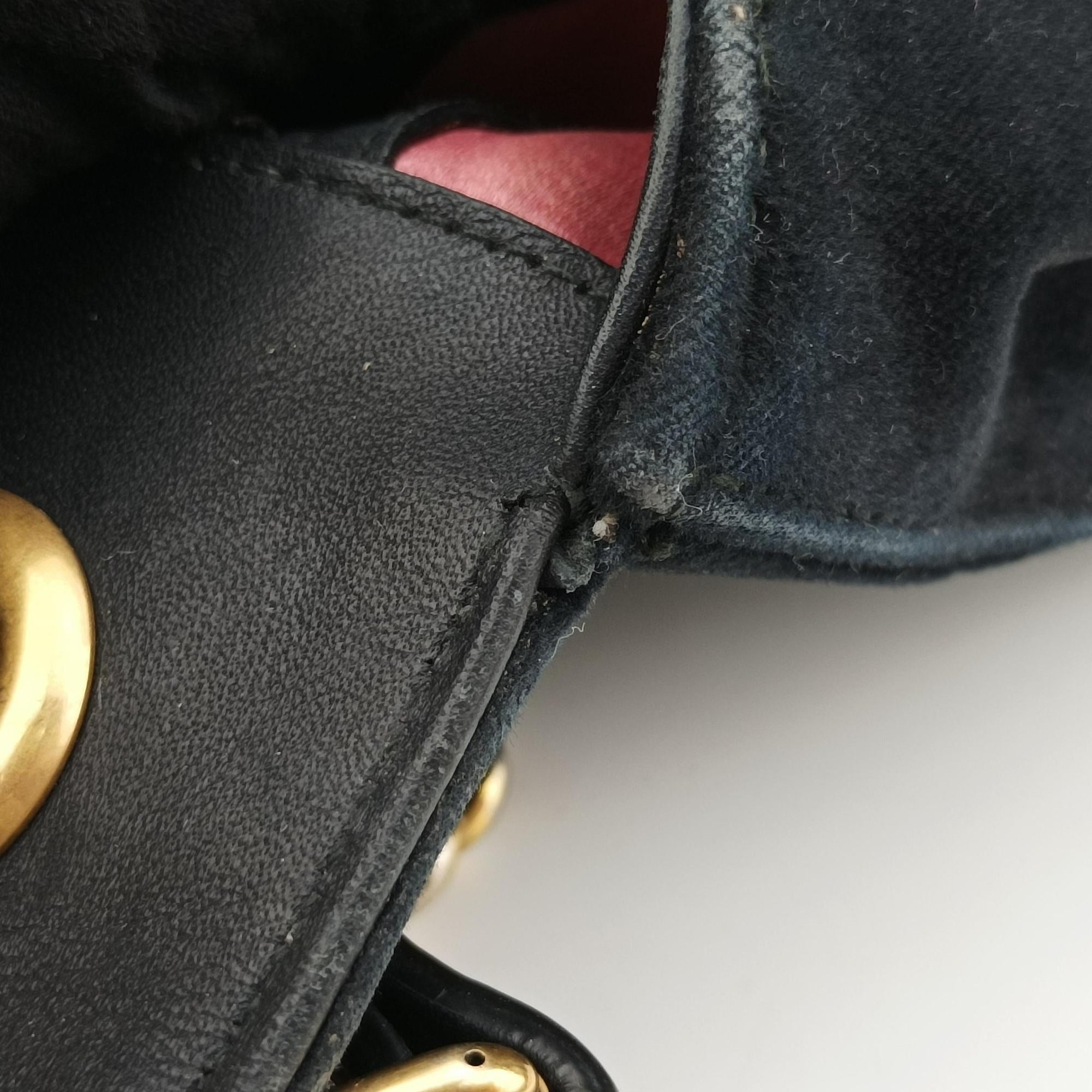 Secondhand Gucci GG Marmont Black velour 443497 shoulderbag | stylenewstar