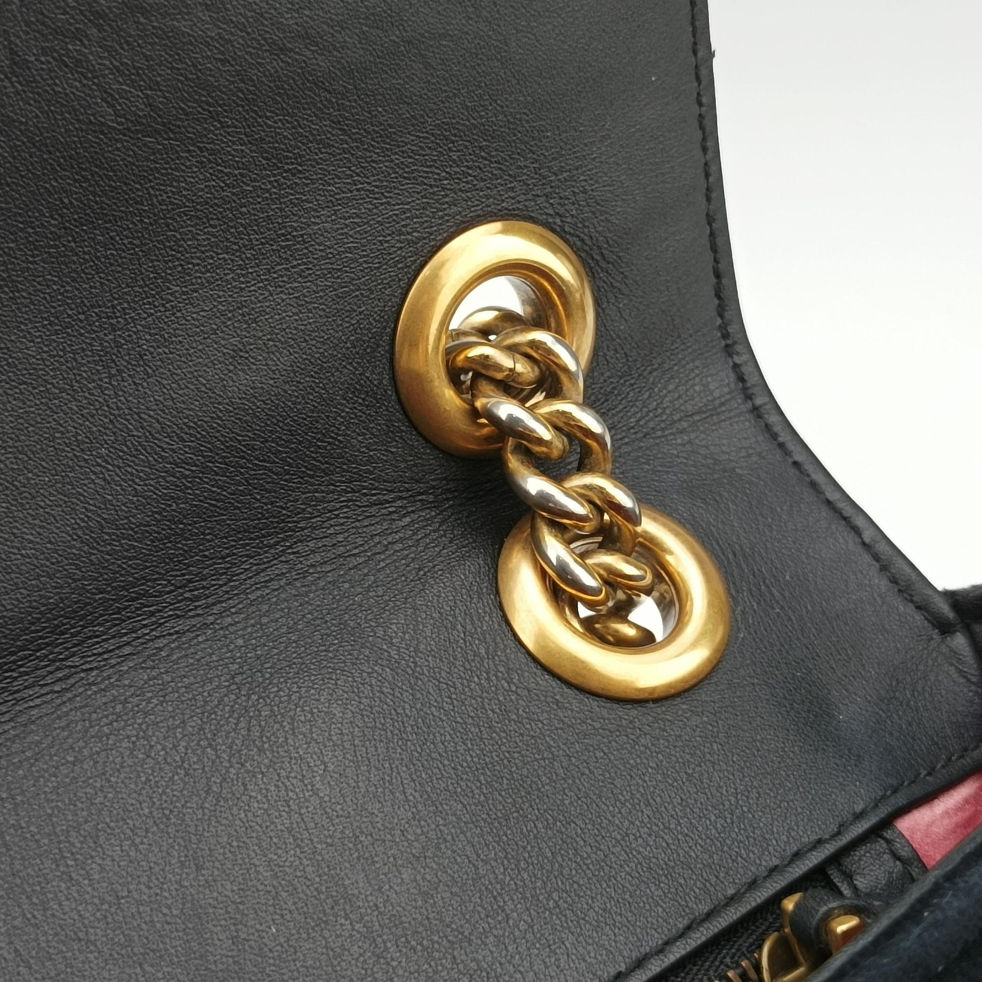 Secondhand Gucci GG Marmont Black velour 443497 shoulderbag | stylenewstar