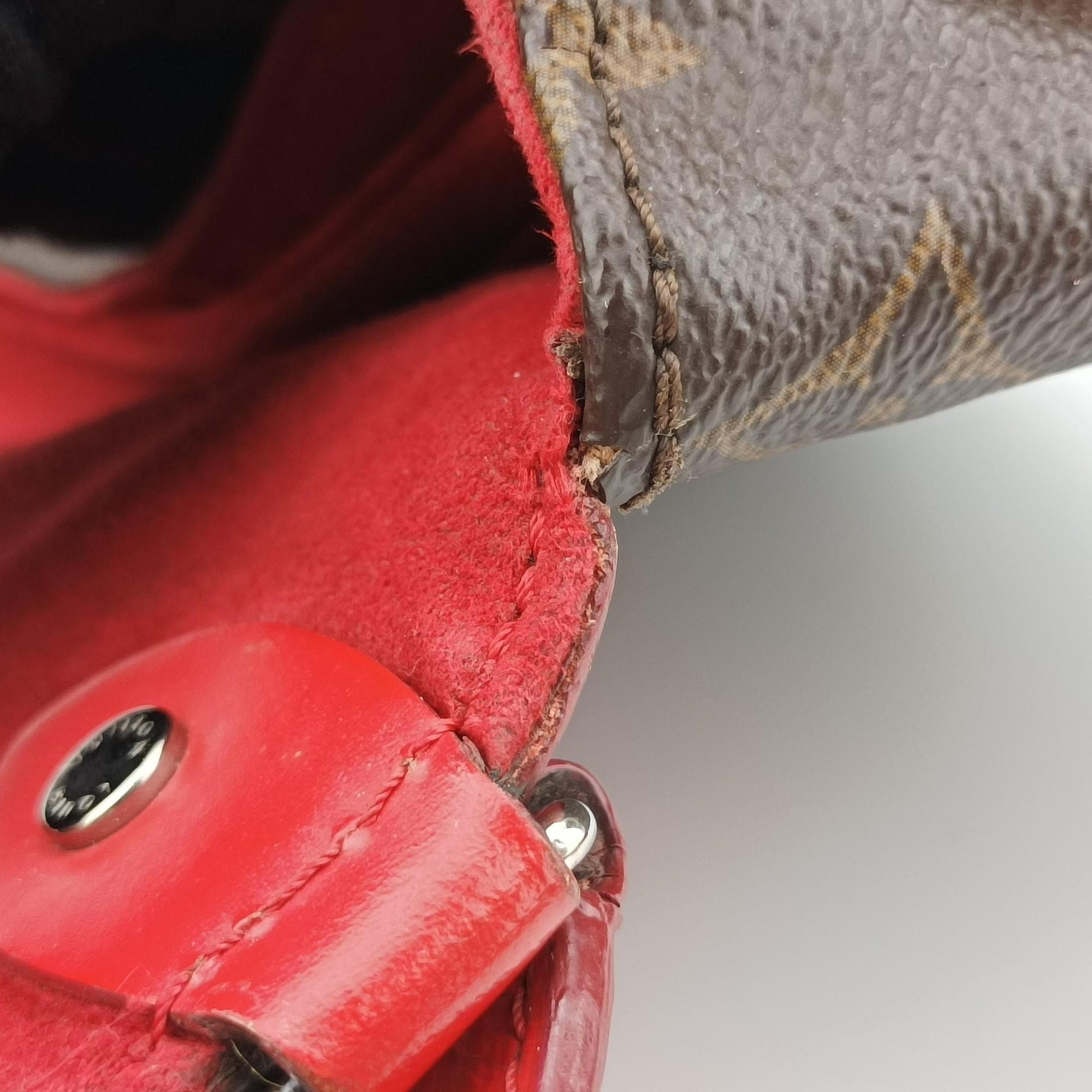 Pre-owned Louis Vuitton SAINT MICHEL Brown×COQUELICOT Monogram Canvas×epi M44031 shoulderbag | stylenewstar