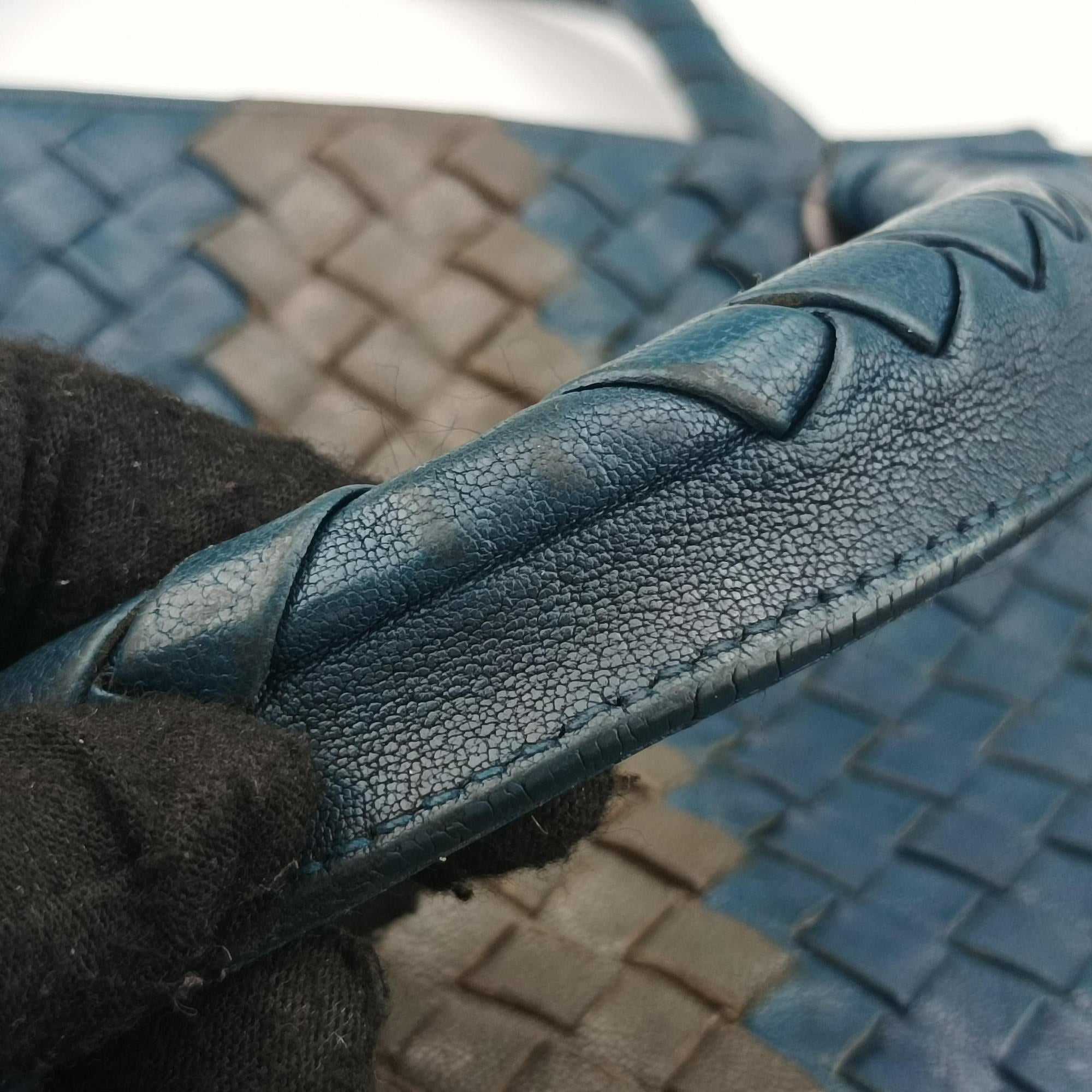 Pre-owned Bottega Veneta Intrecciato Black×Blue×Grey lambskin  shoulderbag | stylenewstar