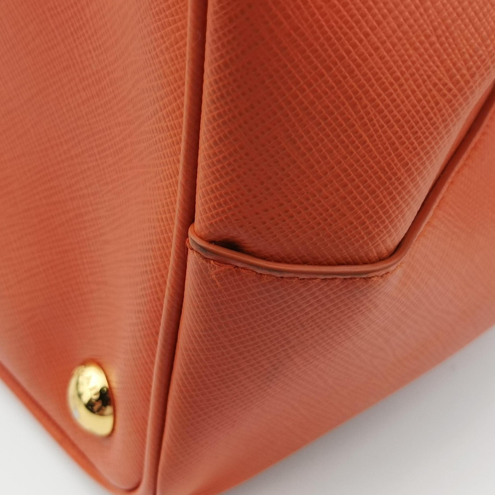 Pre-owned Prada Galleria Orange SAFFIANO Leather BN1786 handbag | stylenewstar
