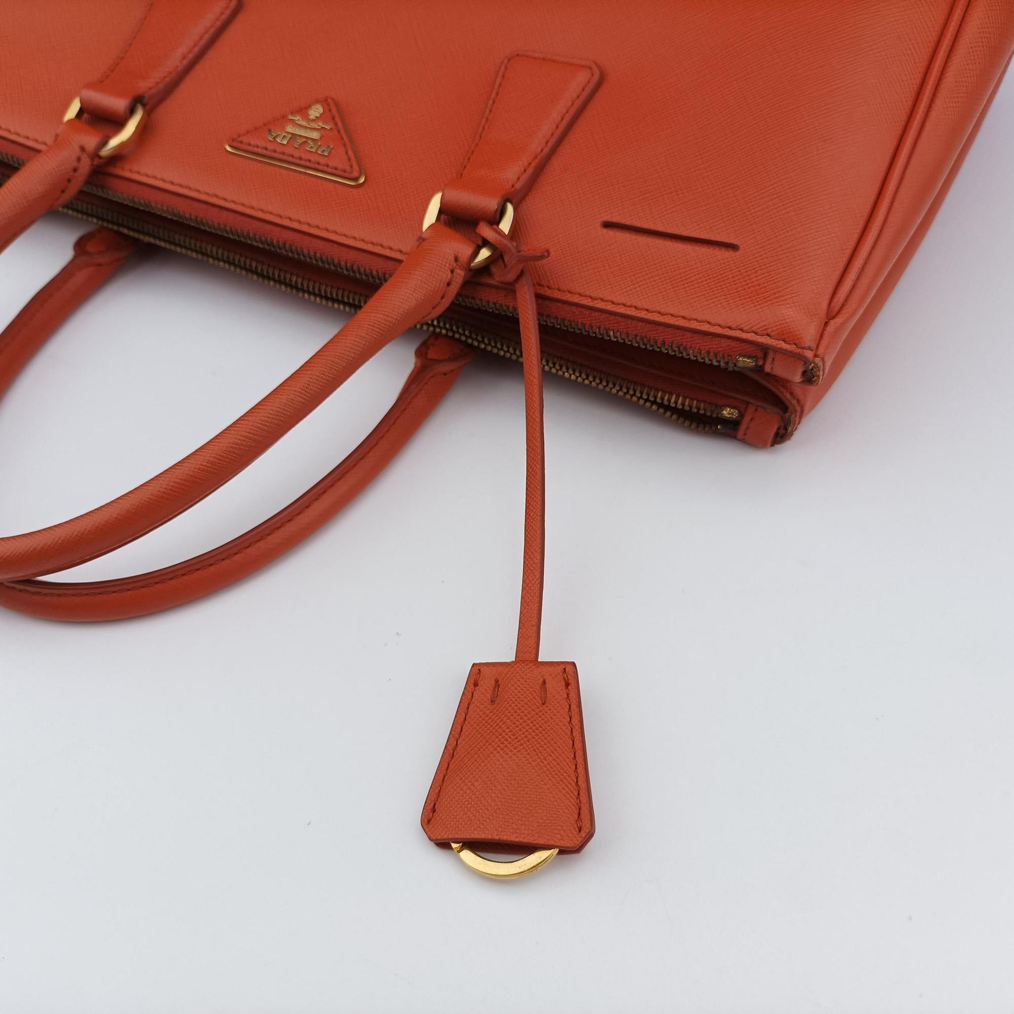 Pre-owned Prada Galleria Orange SAFFIANO Leather BN1786 handbag | stylenewstar