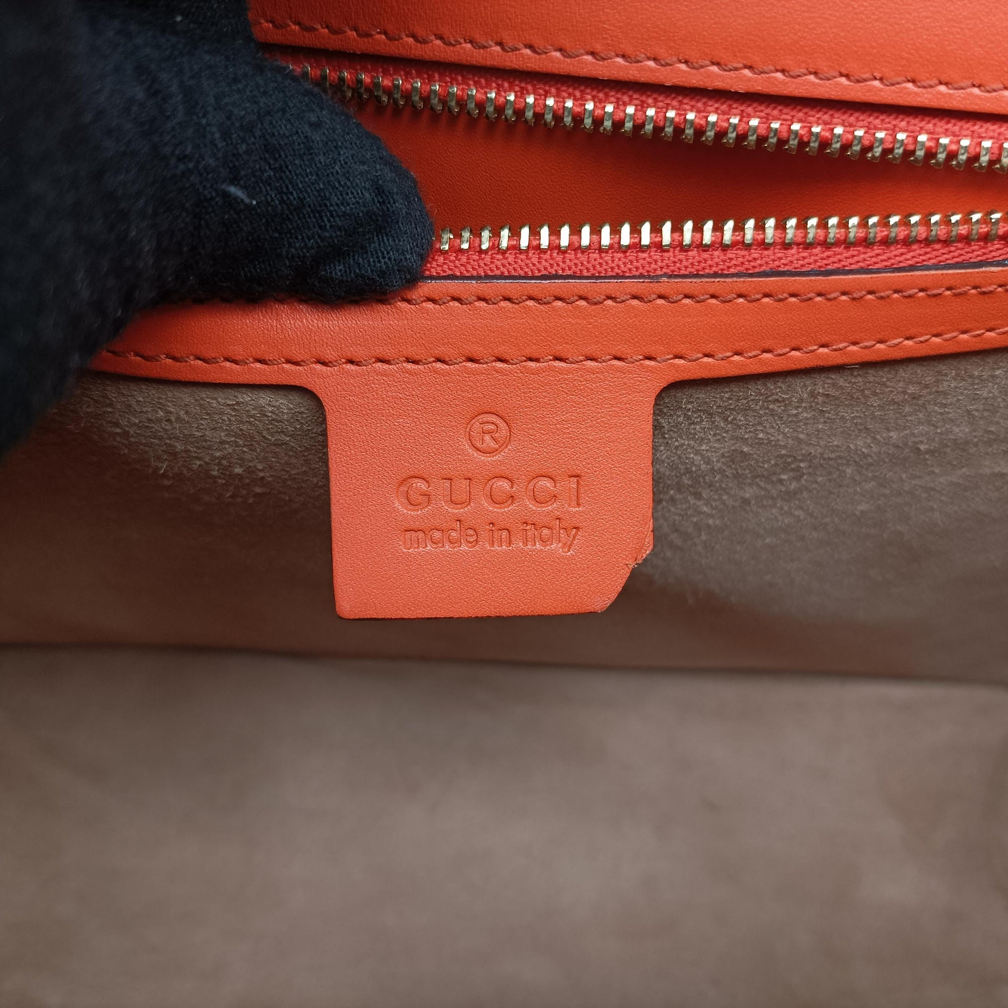 Secondhand Gucci Sylvie Orange x Red x Black Leather 421882 shoulderbag | stylenewstar