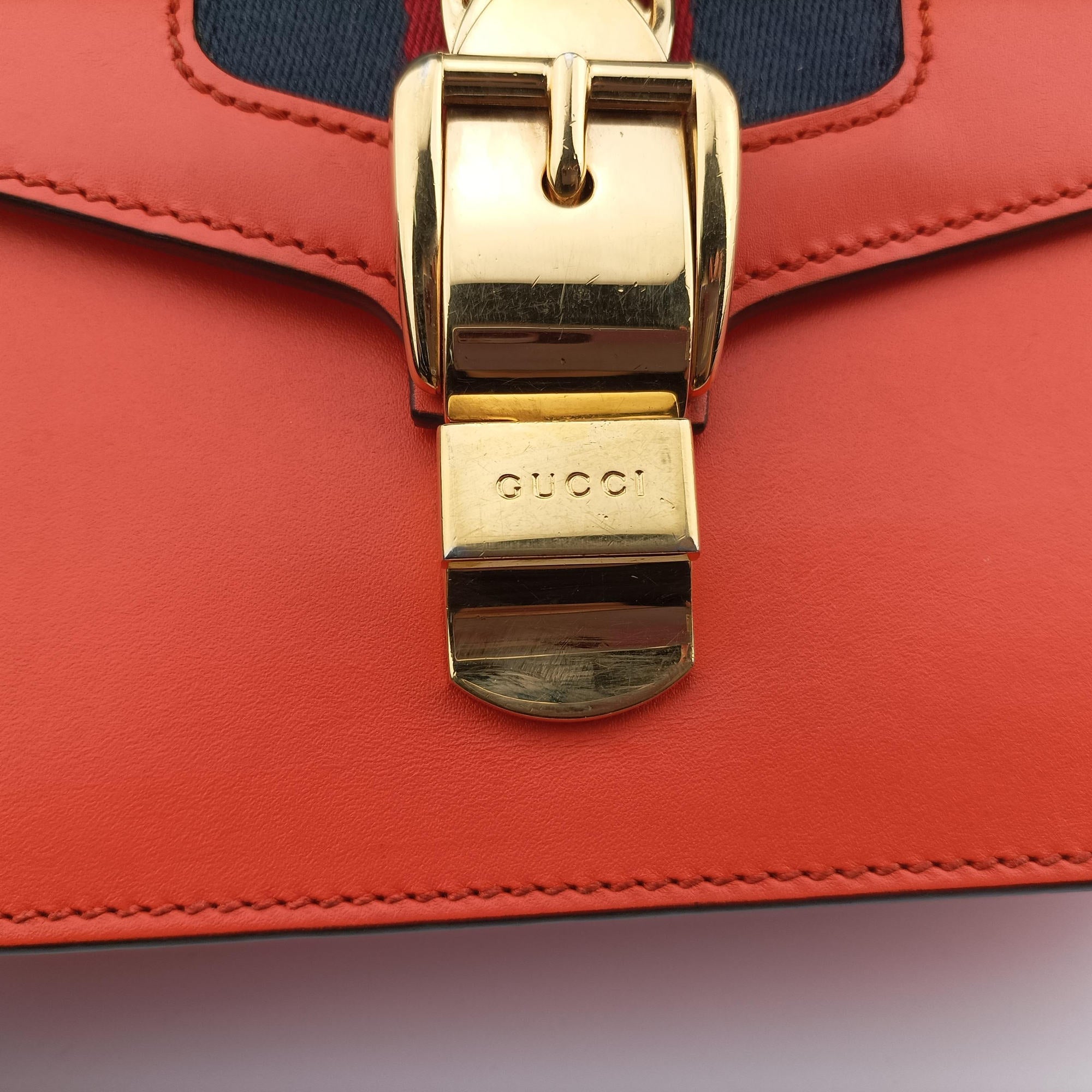 Secondhand Gucci Sylvie Orange x Red x Black Leather 421882 shoulderbag | stylenewstar