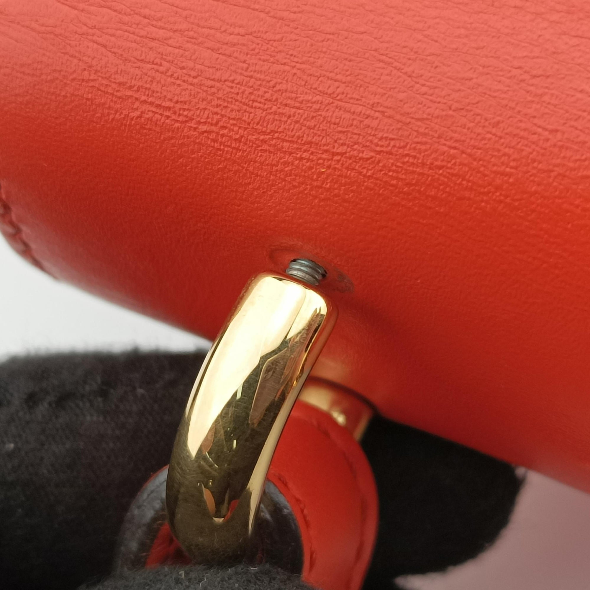 Secondhand Gucci Sylvie Orange x Red x Black Leather 421882 shoulderbag | stylenewstar