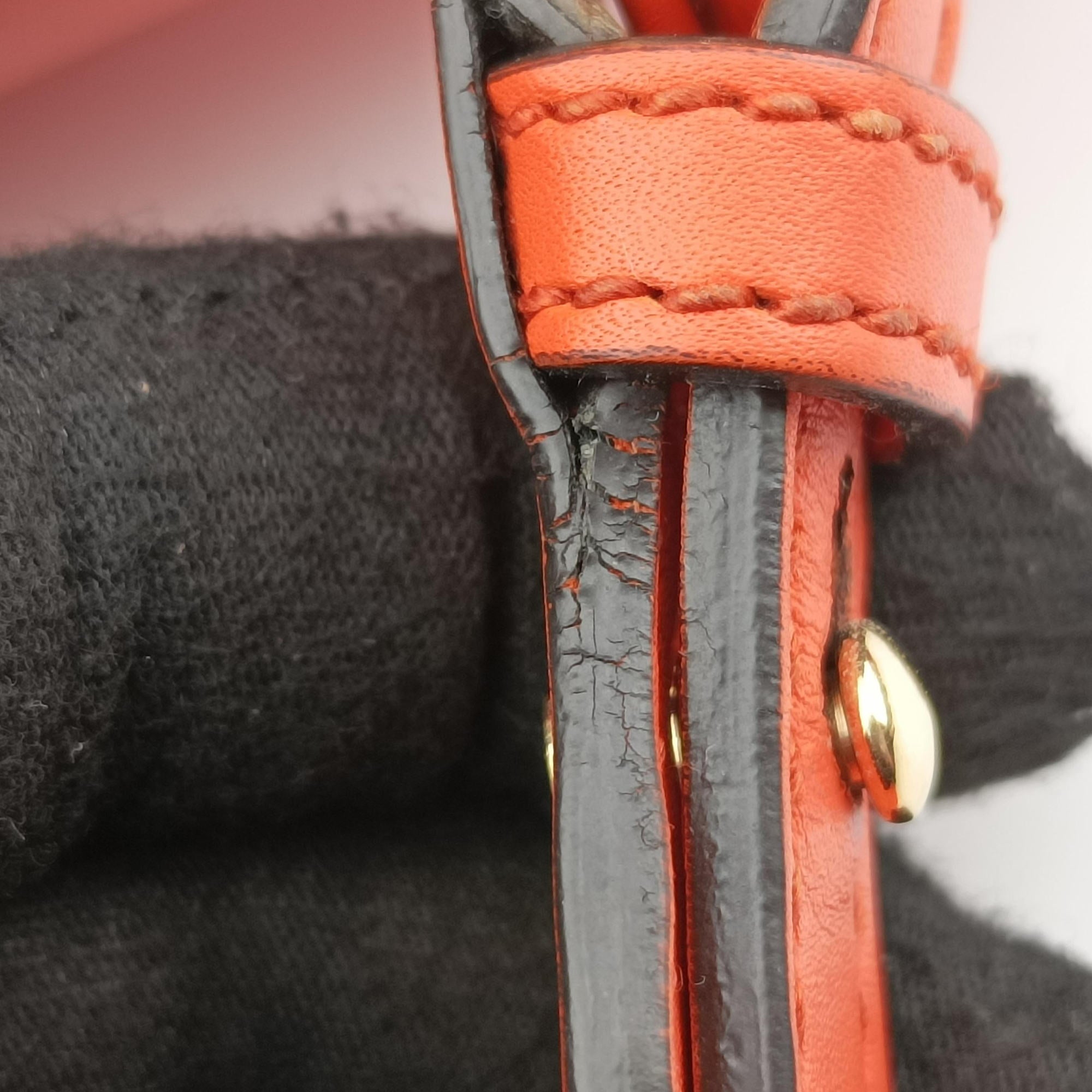 Secondhand Gucci Sylvie Orange x Red x Black Leather 421882 shoulderbag | stylenewstar