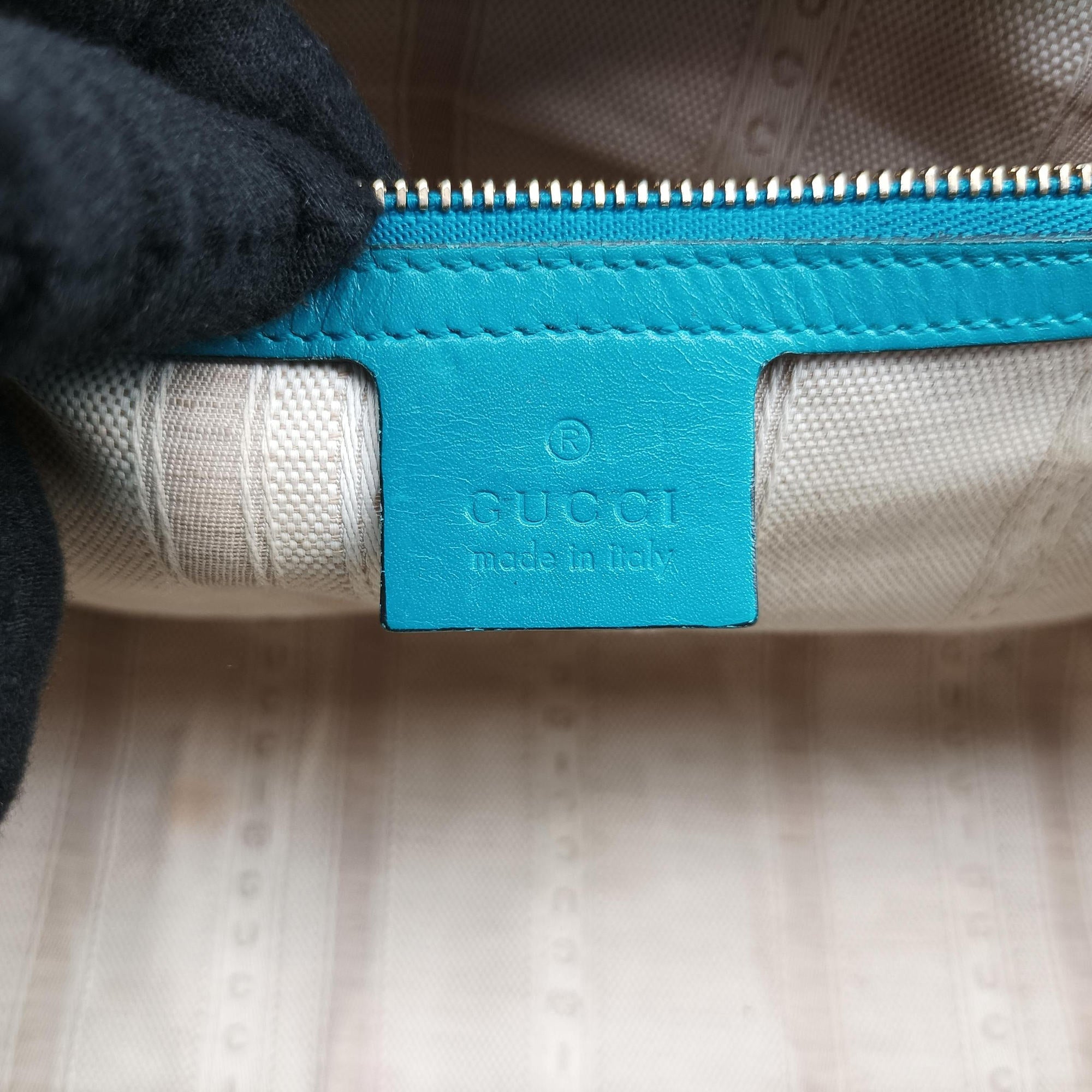 Pre-owned Gucci Bright Diamante Blue Leather 354224 shoulderbag | stylenewstar