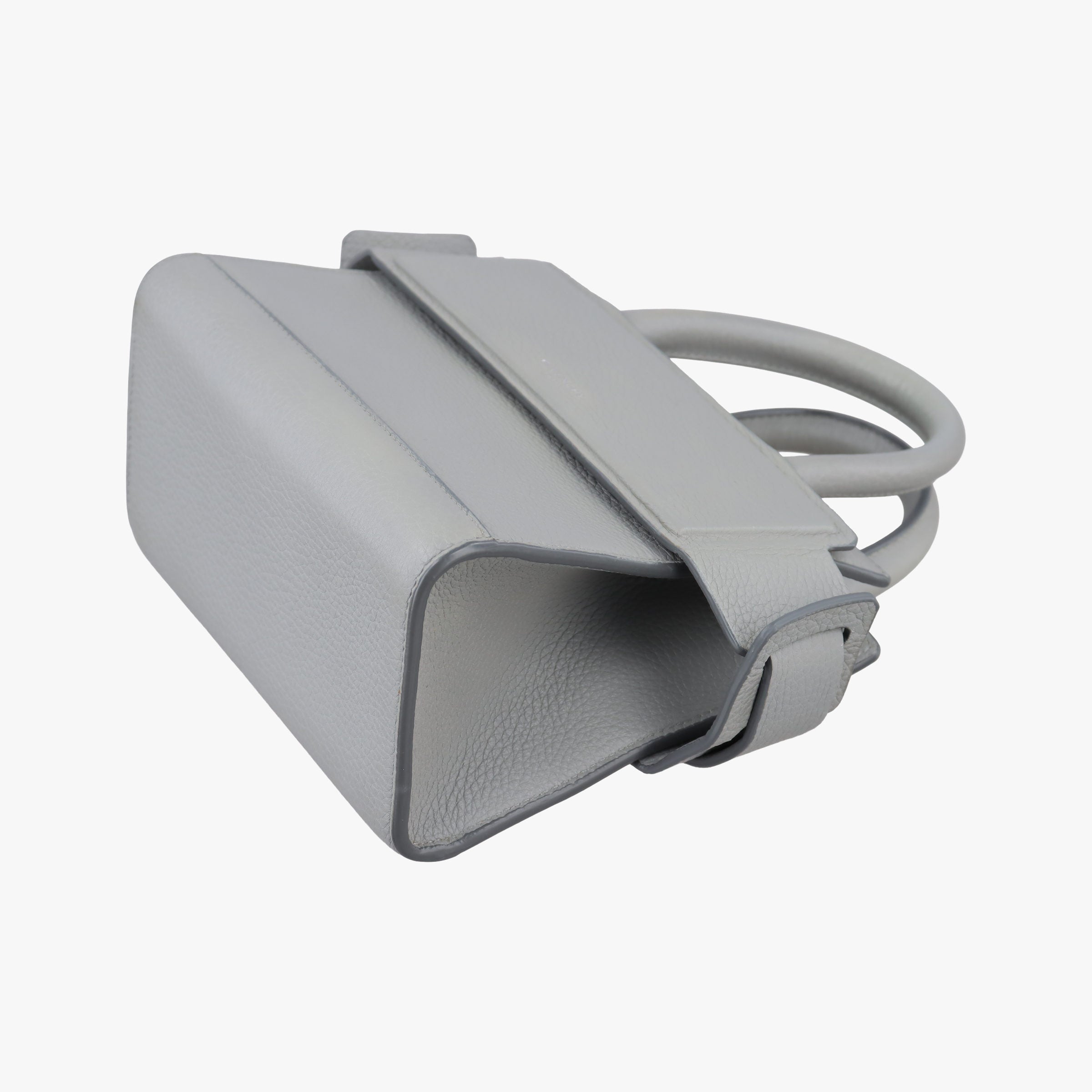 Pre-owned Givenchy Horizon Grey Leather  shoulderbag | stylenewstar