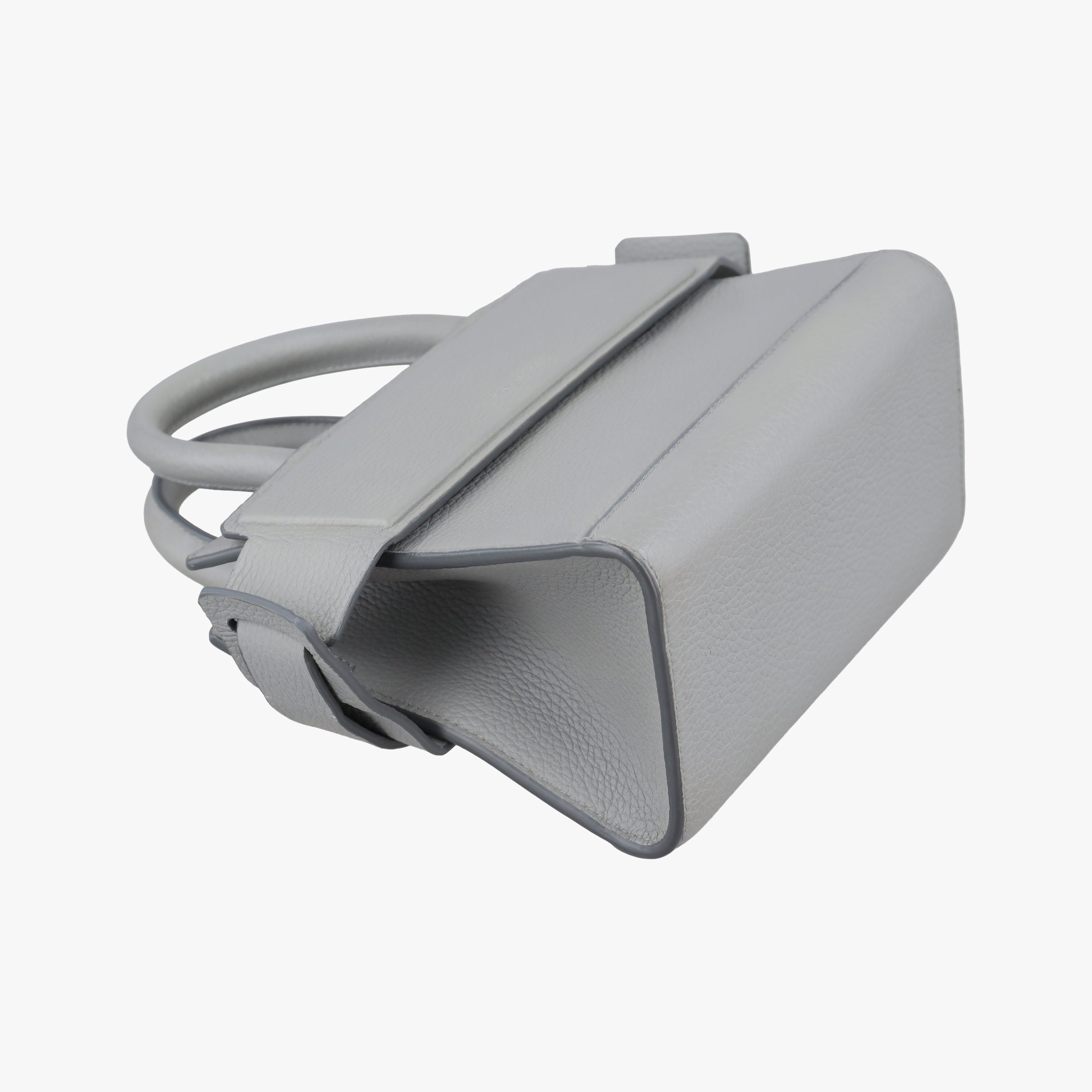 Pre-owned Givenchy Horizon Grey Leather  shoulderbag | stylenewstar