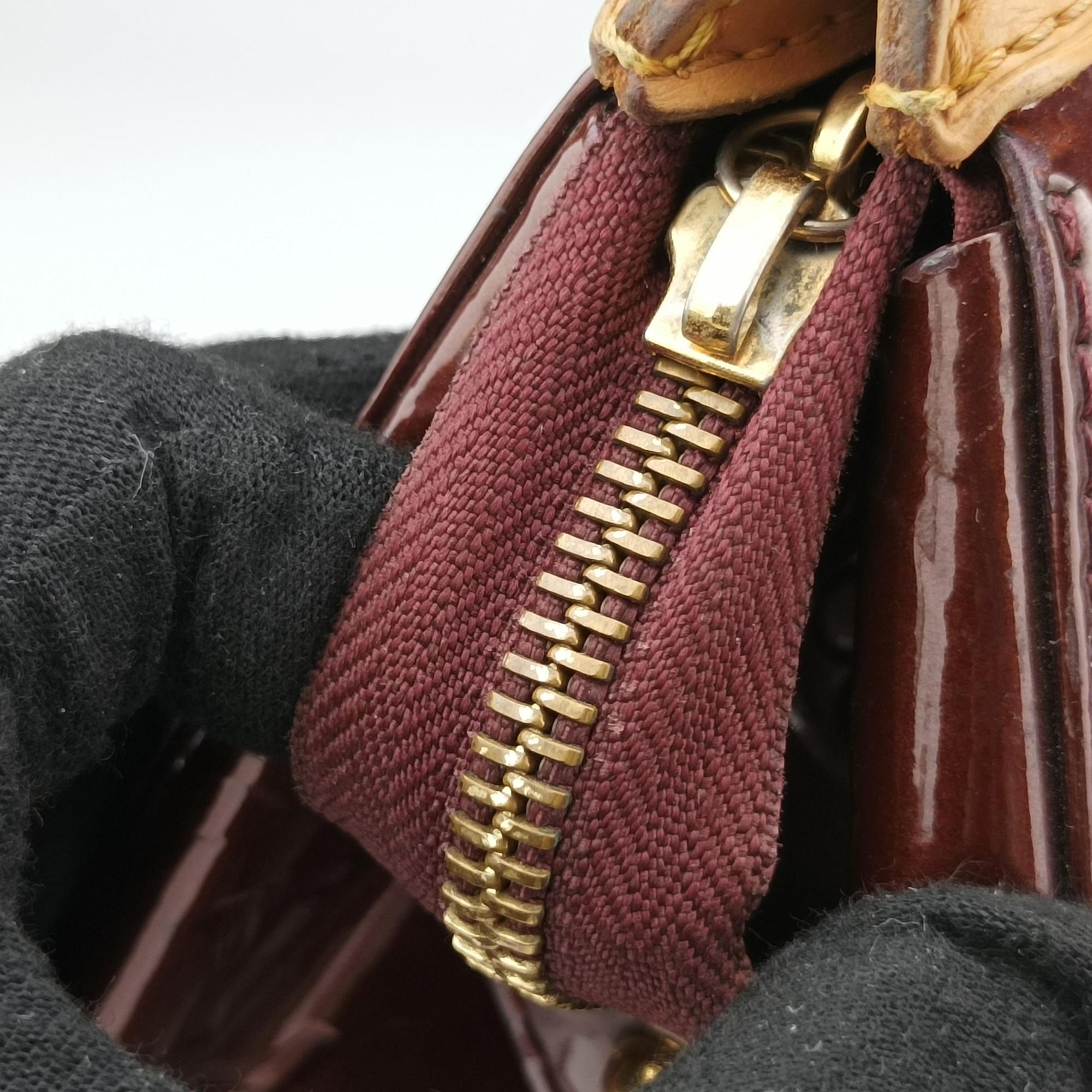 Pre-owned Louis Vuitton Brea MM AMARANTE Vernis M91619 shoulderbag | stylenewstar