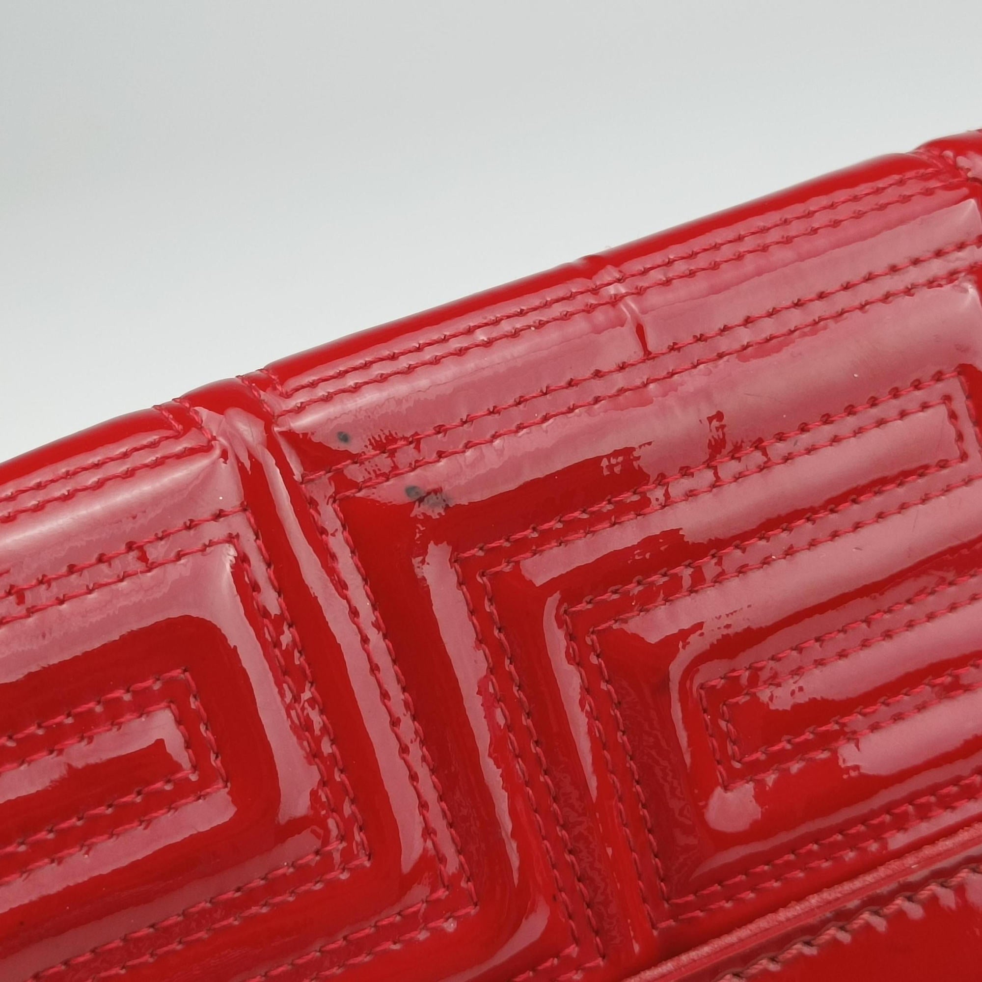 Pre-owned VERSACE Gianni Greca couture Red Patent 8BR600 shoulderbag | stylenewstar
