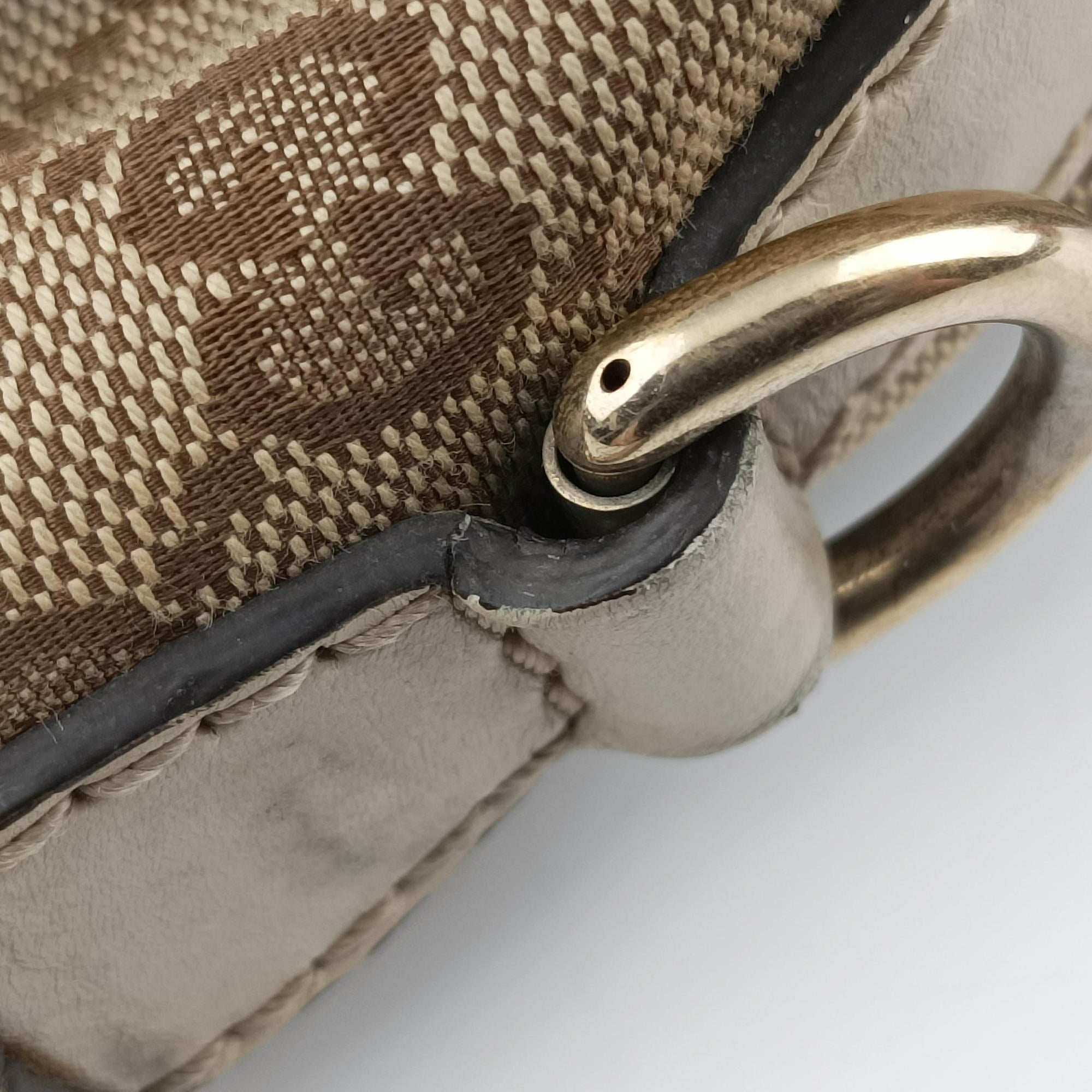 Pre-owned Gucci Sukey White×Brown canvas×Leather 247902 shoulderbag | stylenewstar