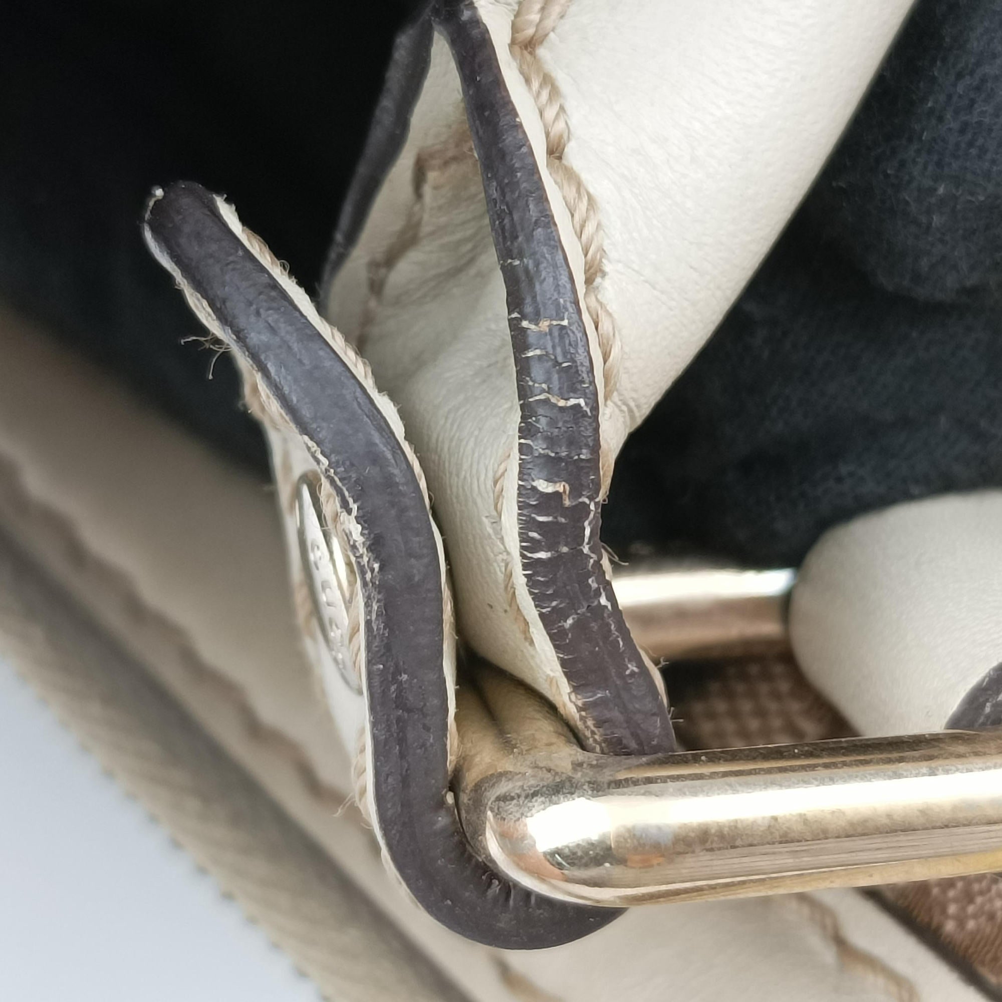 Pre-owned Gucci Sukey White×Brown canvas×Leather 247902 shoulderbag | stylenewstar