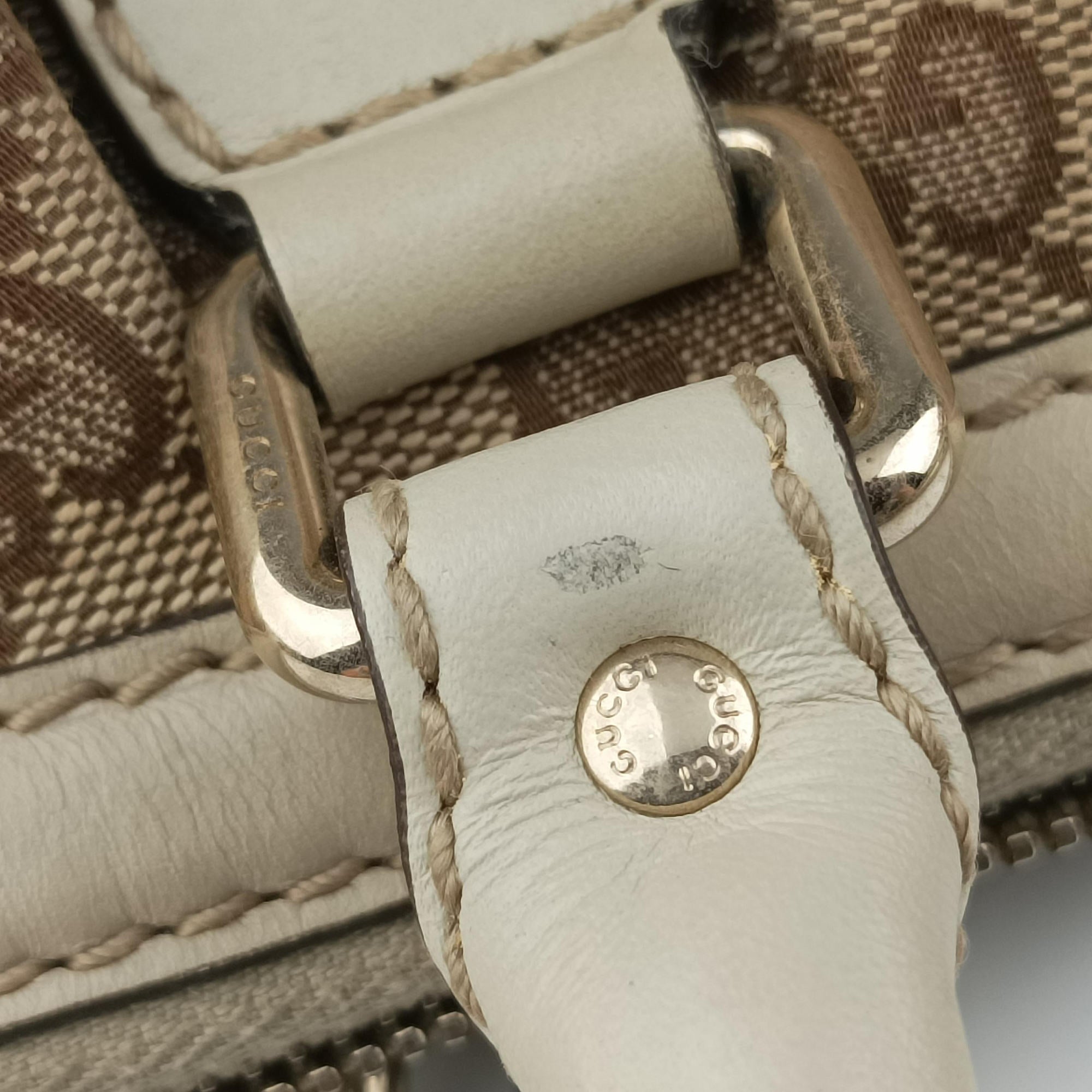 Pre-owned Gucci Sukey White×Brown canvas×Leather 247902 shoulderbag | stylenewstar